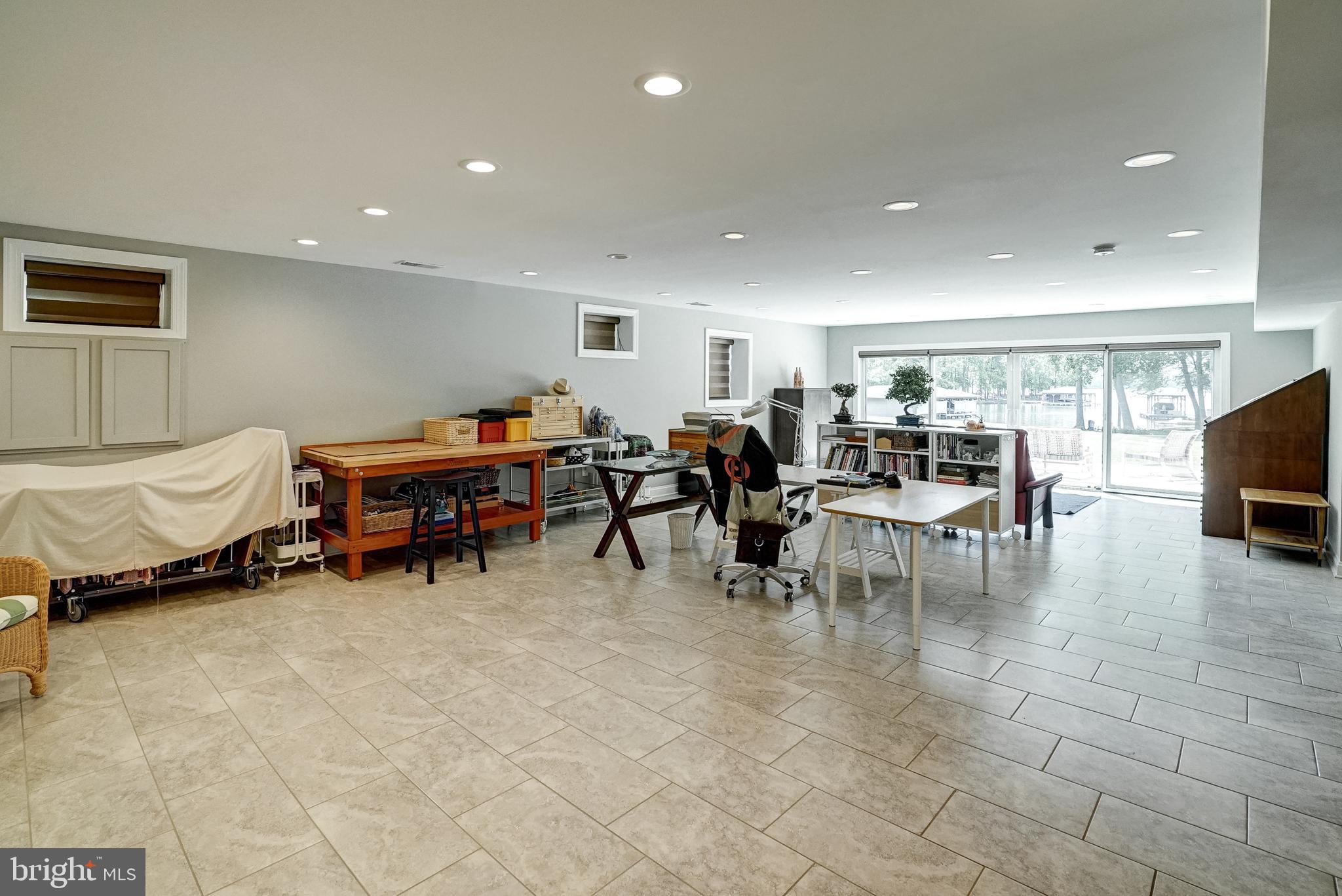 ANNA VISTA - Residential