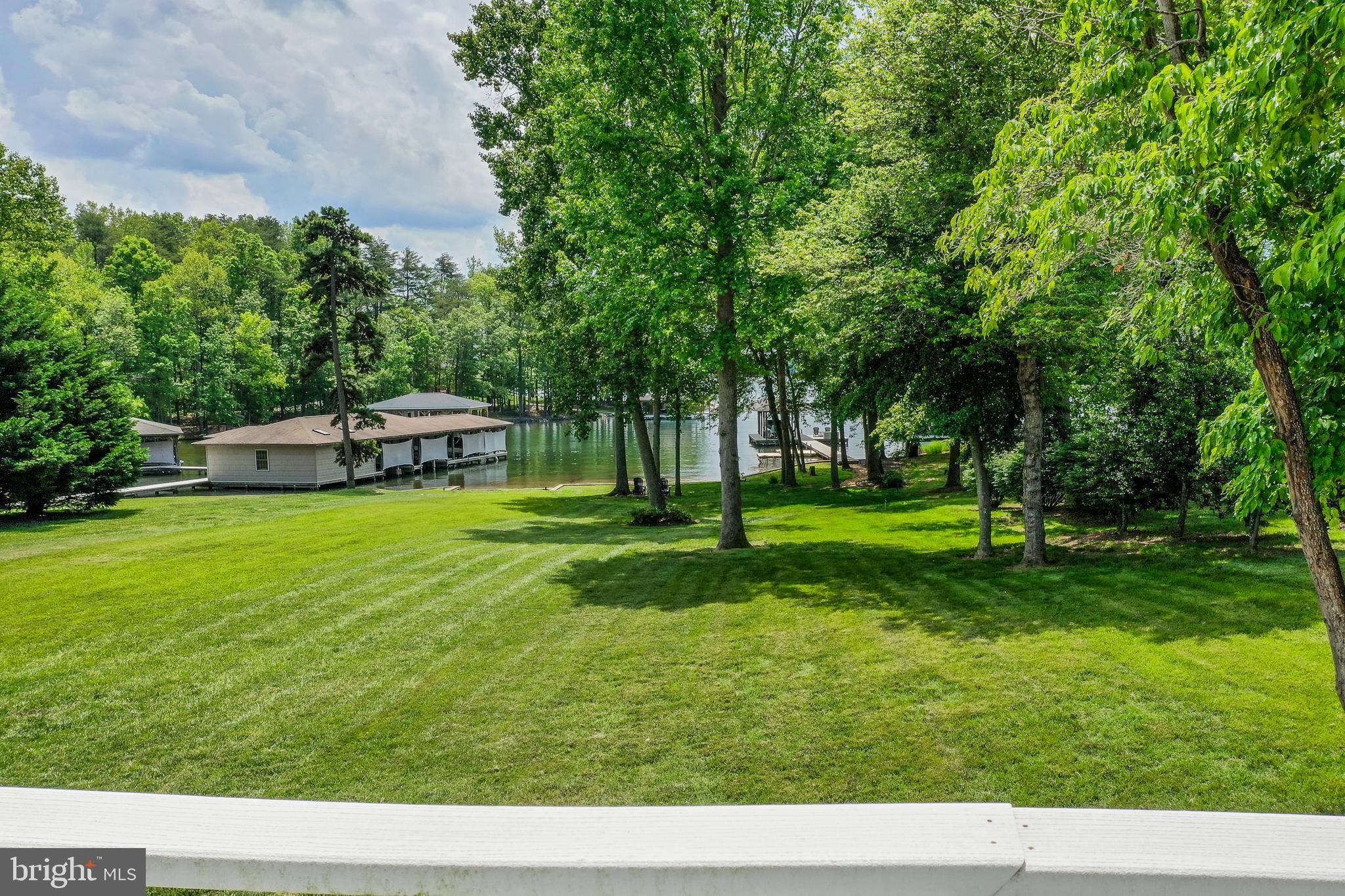 ANNA VISTA - Residential