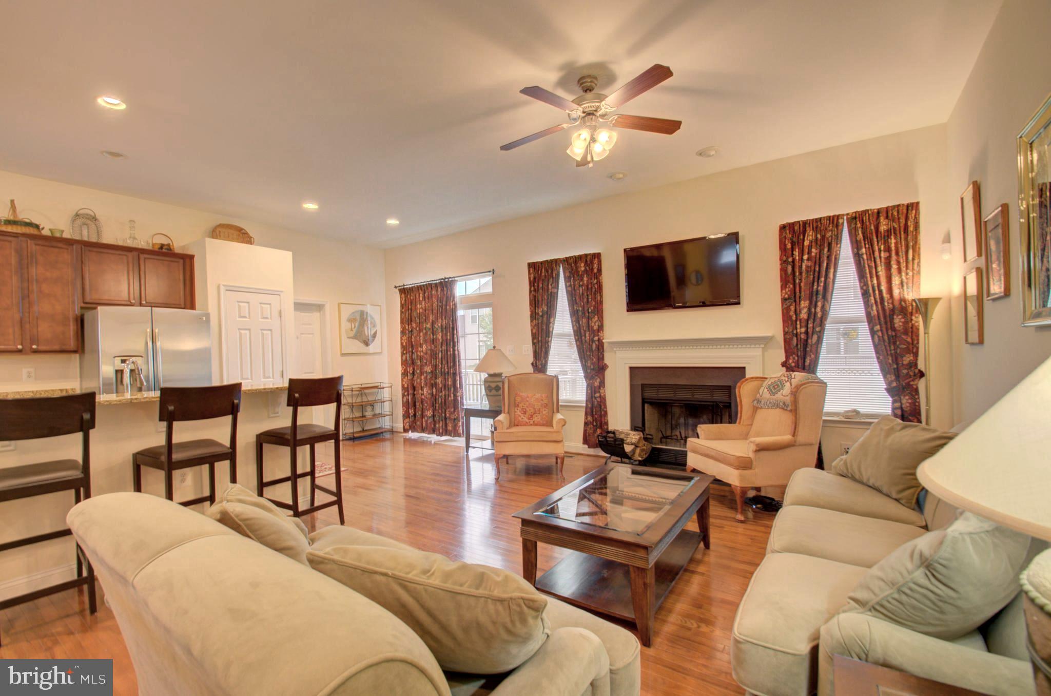 ARCADIA SPRINGS - Residential