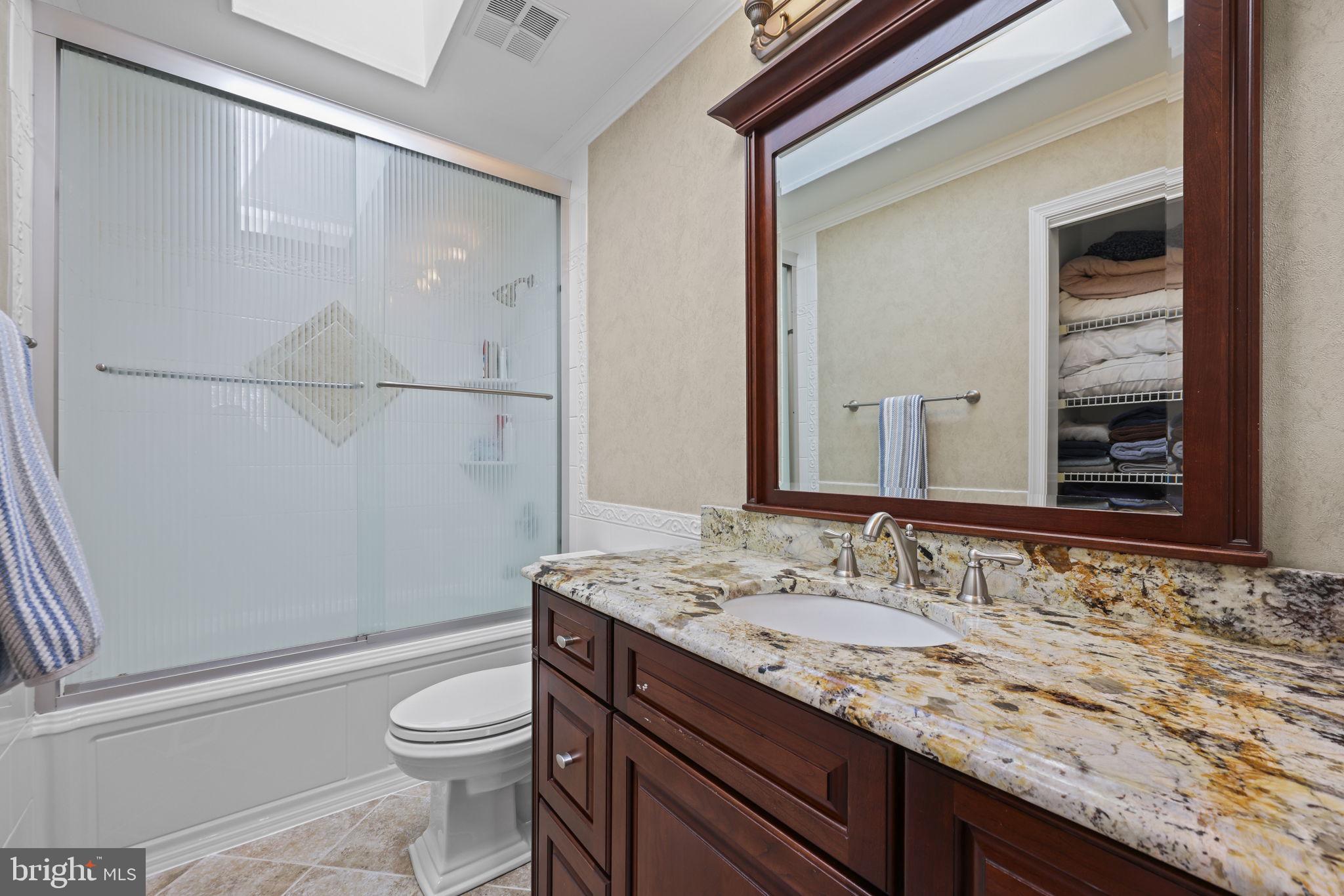 MAJORS CHOICE - Residential