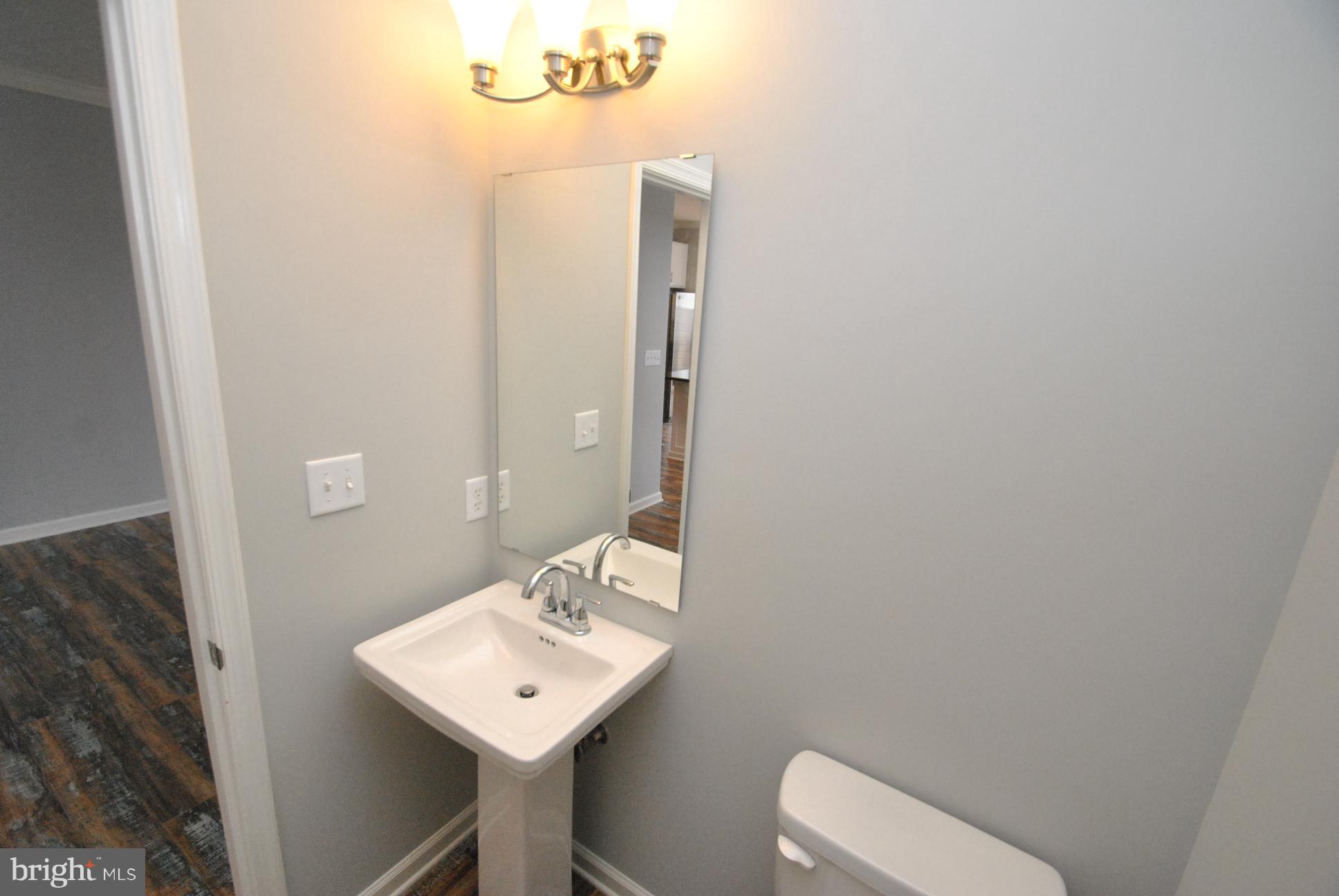 EATON SQUARE - Residential