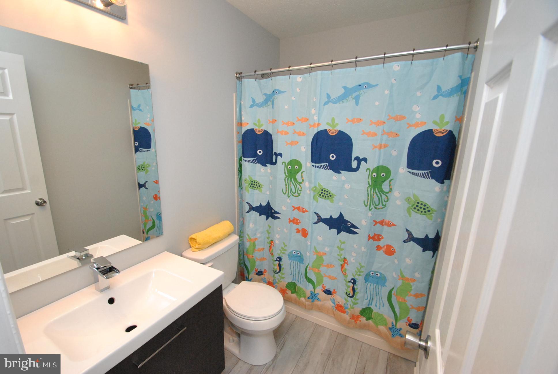 EATON SQUARE - Residential