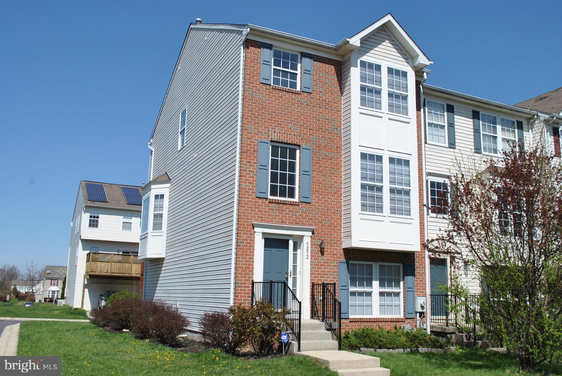 EATON SQUARE - Residential