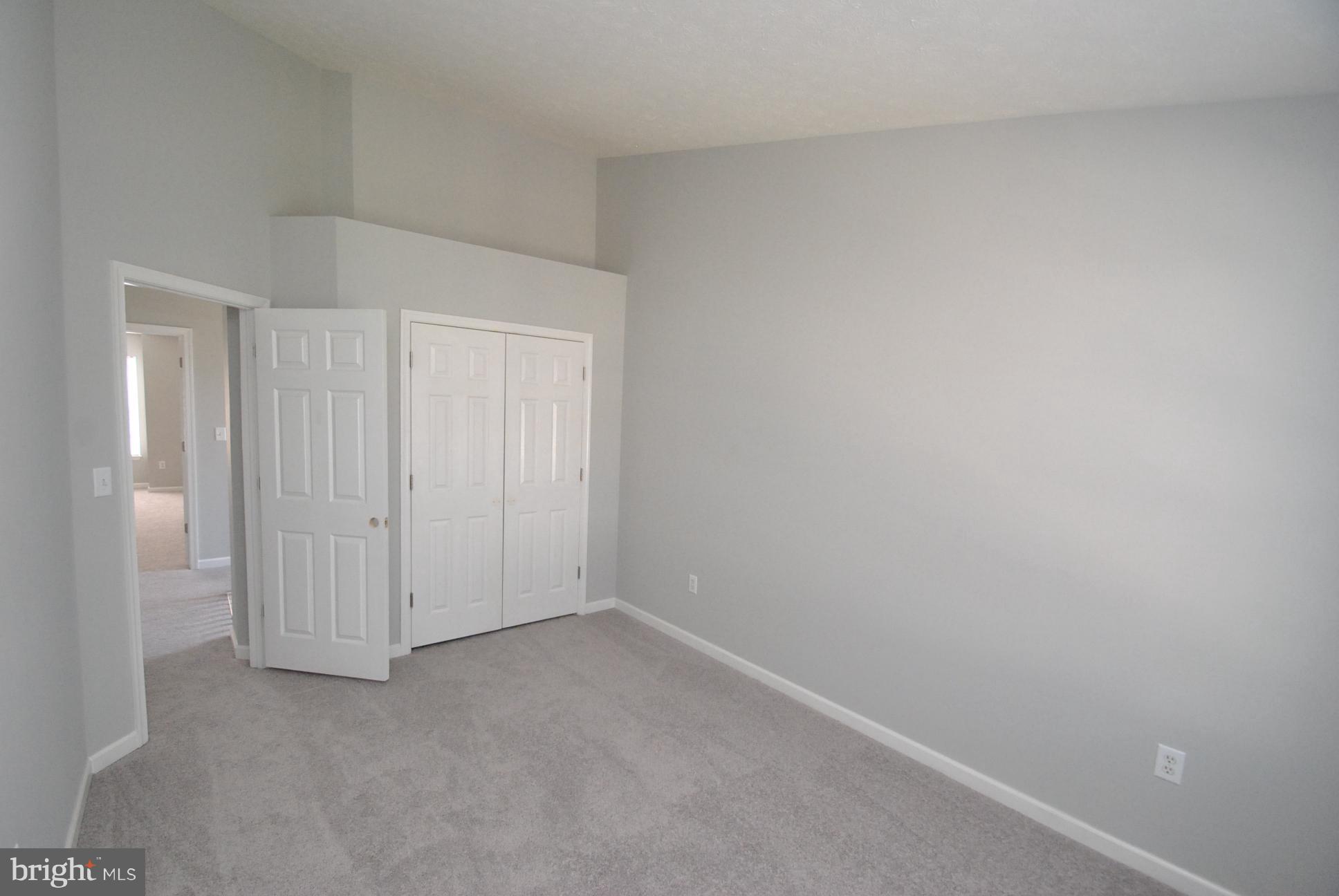 EATON SQUARE - Residential