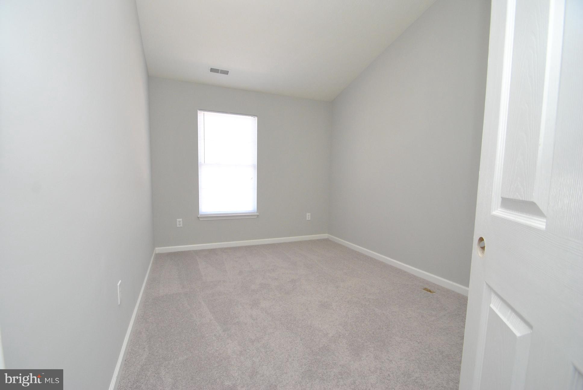 EATON SQUARE - Residential