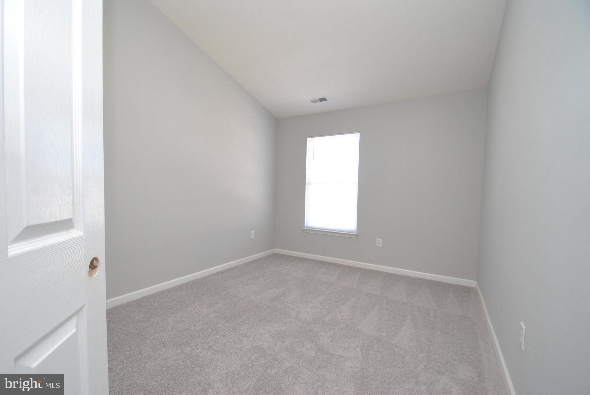 EATON SQUARE - Residential