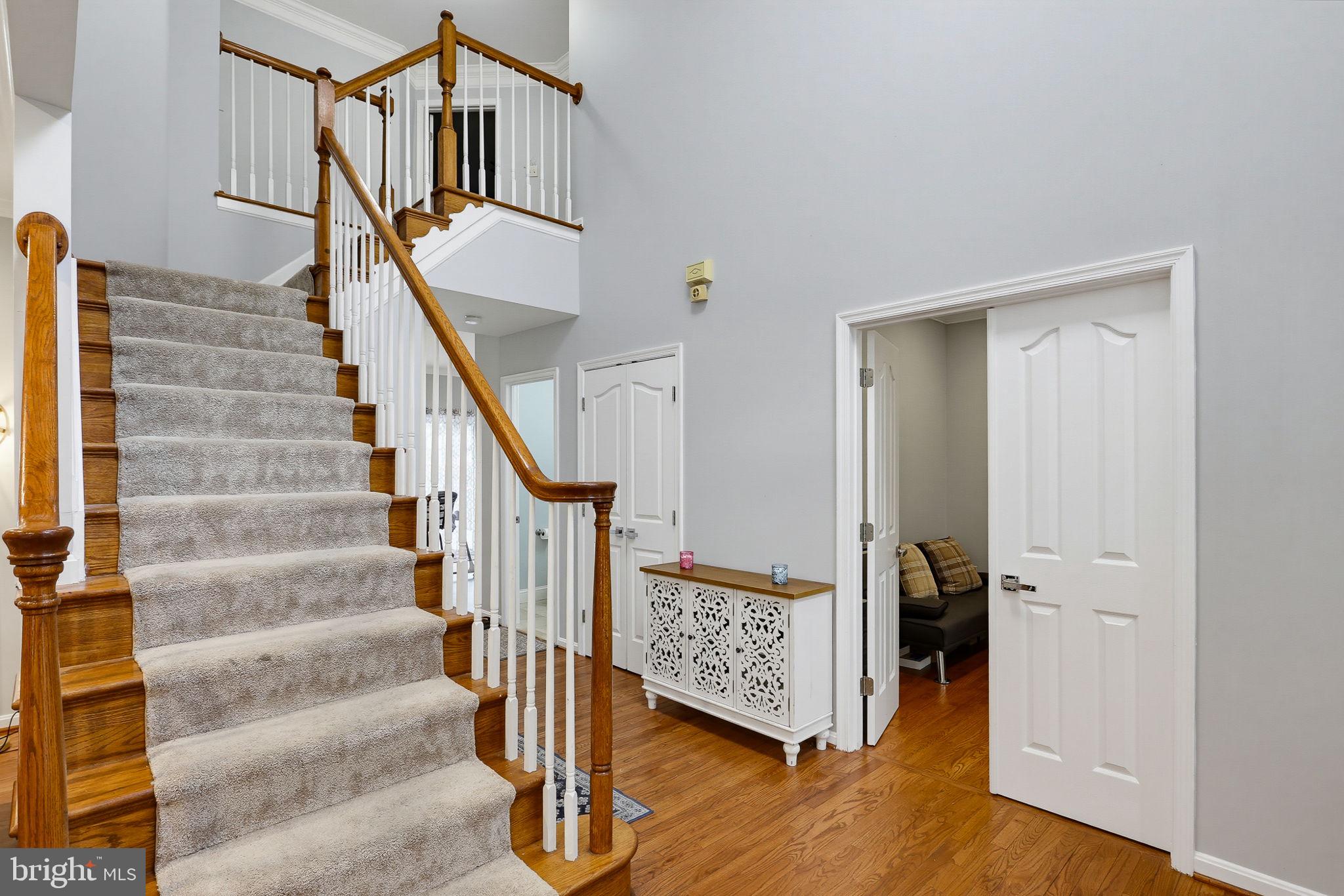 7504 FARM POND COURT