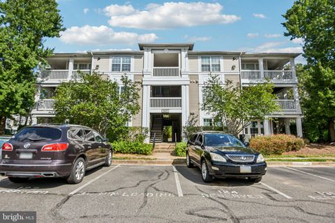 8107 LACY DRIVE 201 MANASSAS VA 20109