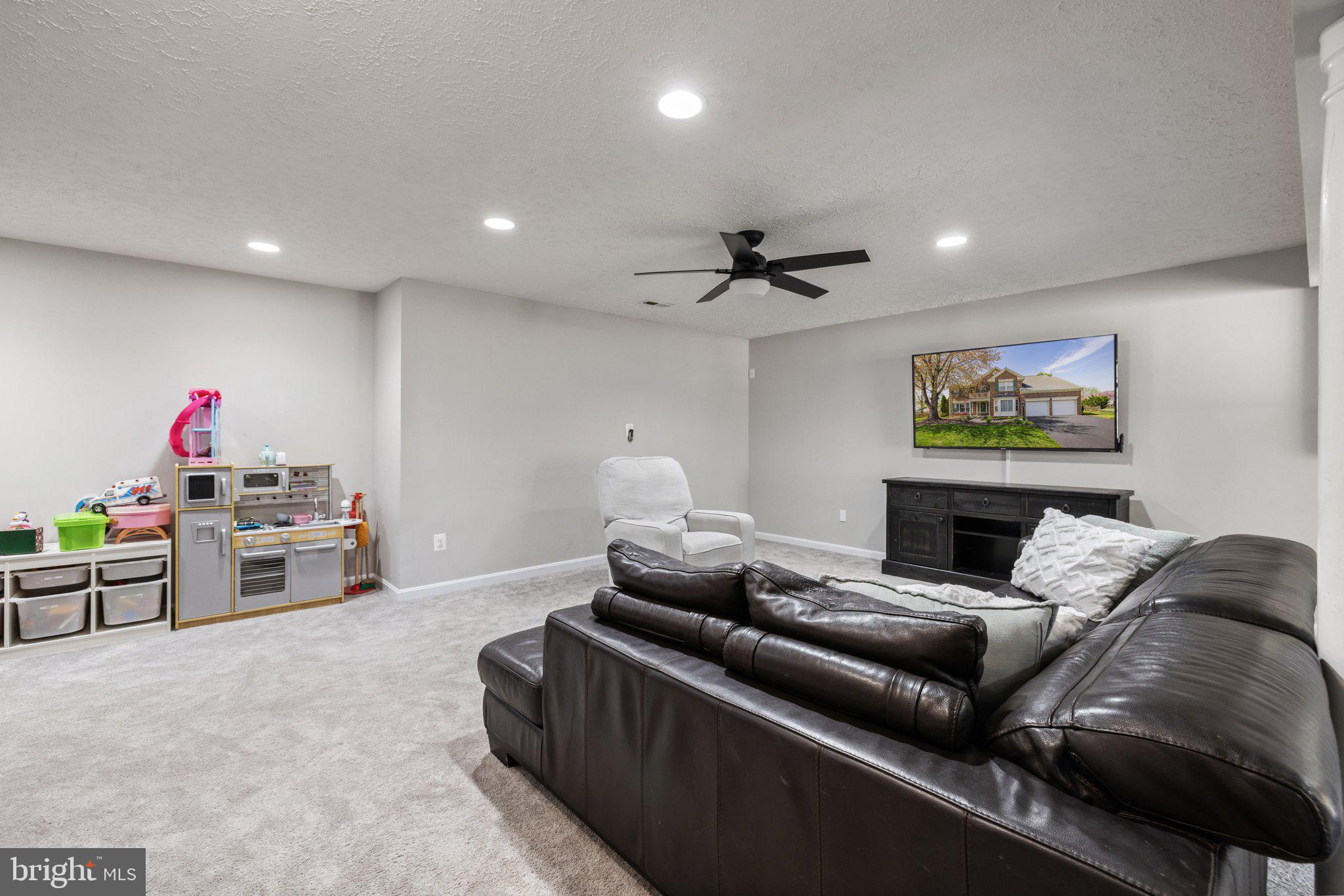 BRIDLEWOOD - Residential Lease