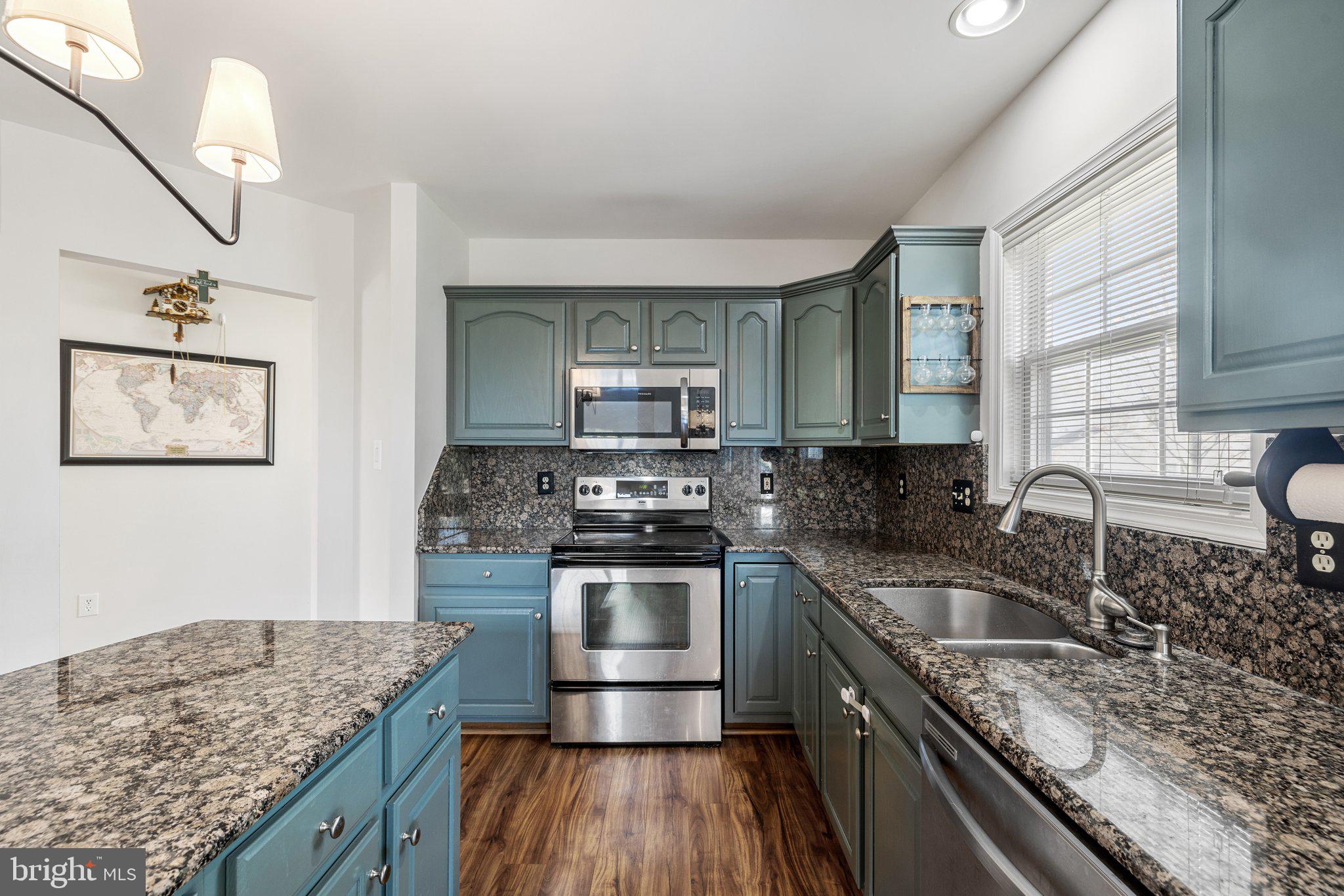 BRIDLEWOOD - Residential Lease