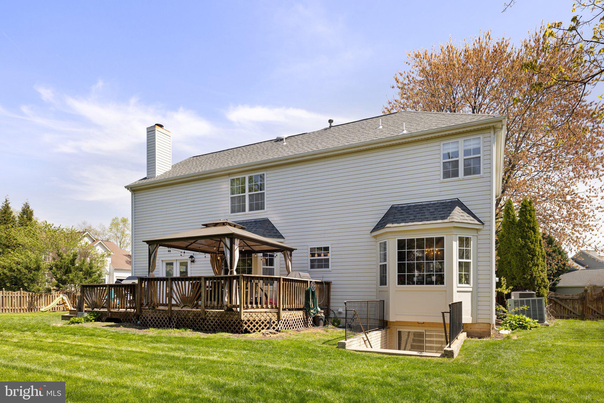 BRIDLEWOOD - Residential Lease