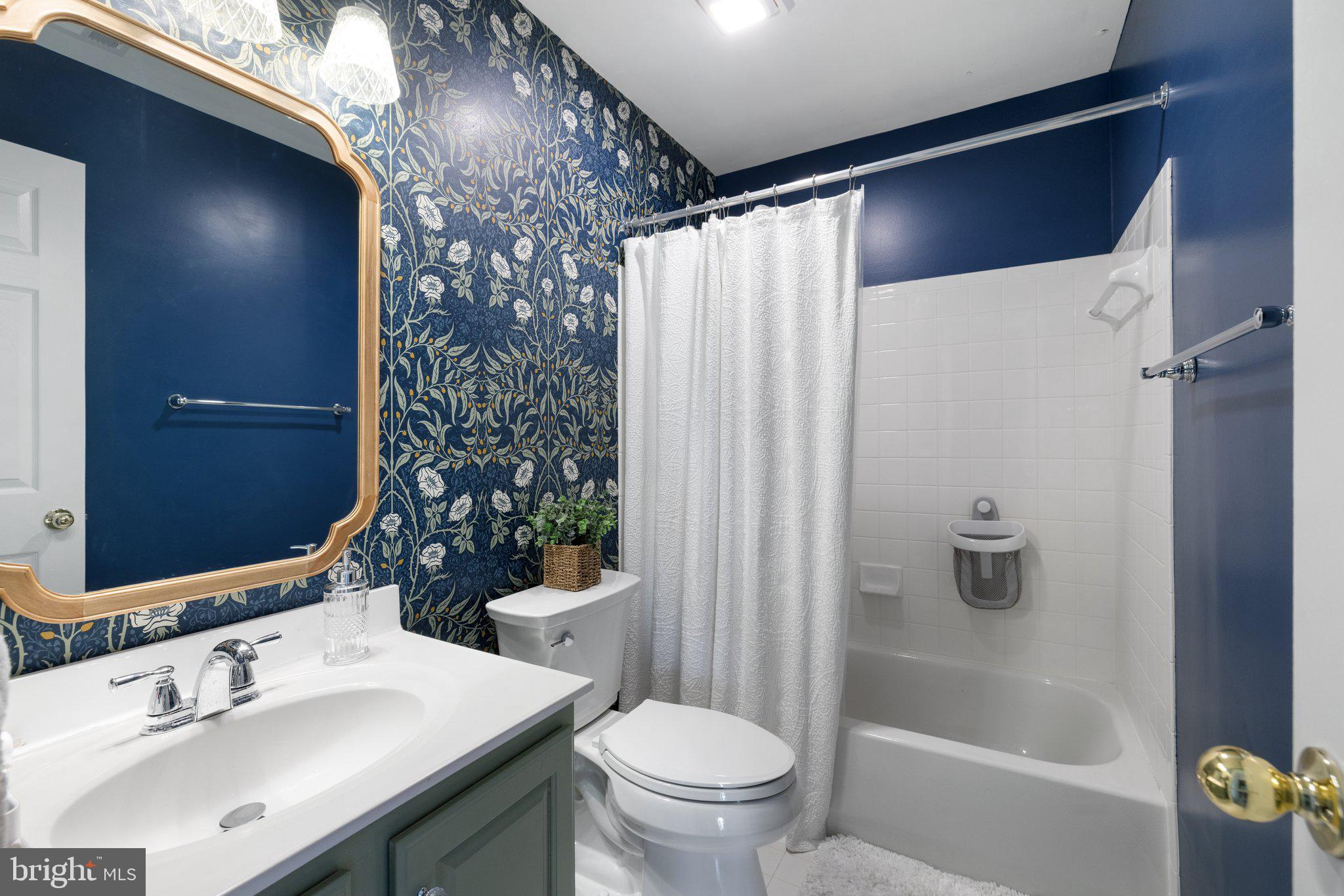 BRIDLEWOOD - Residential Lease