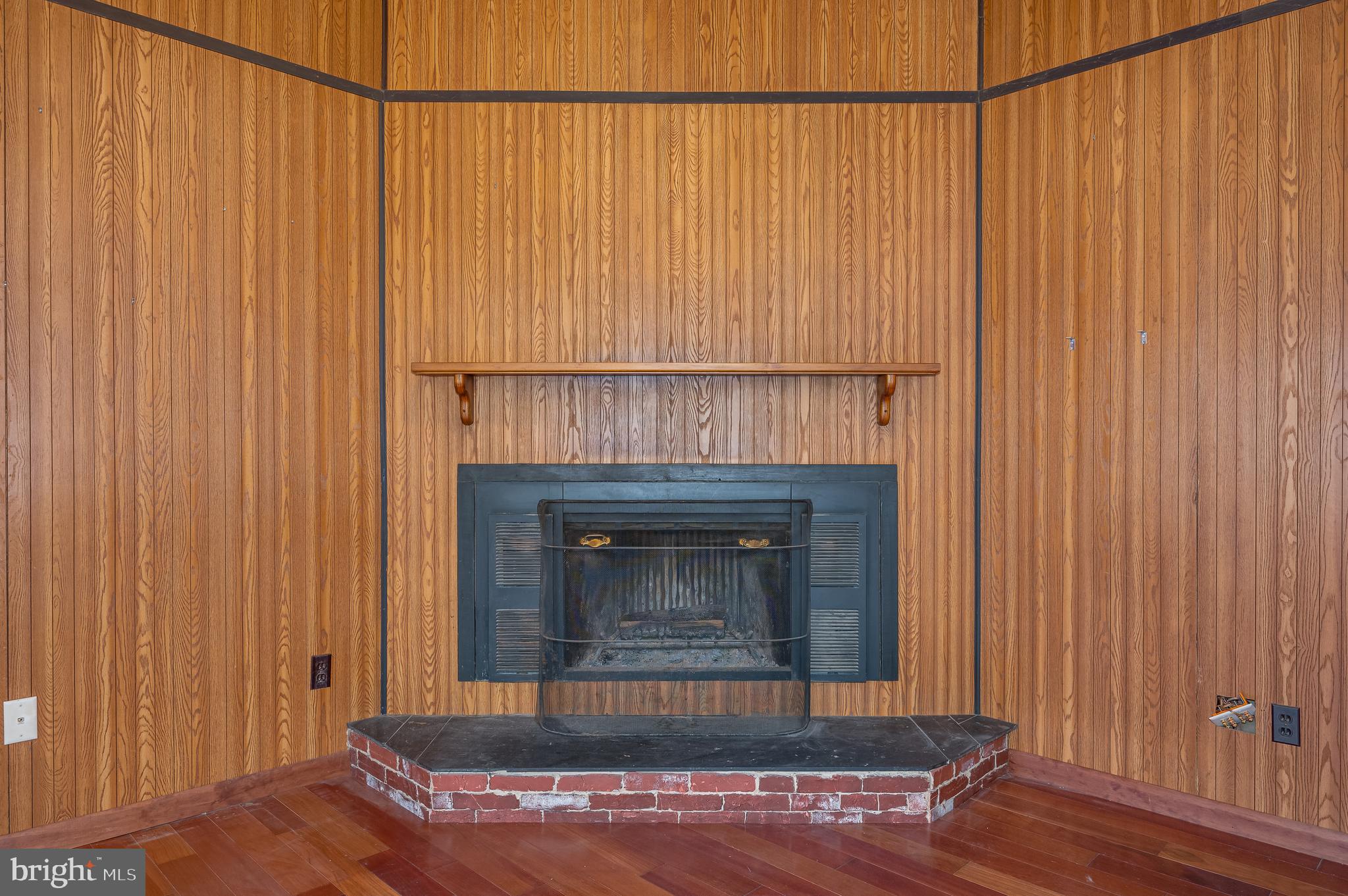 GLENWOOD FOREST - Residential