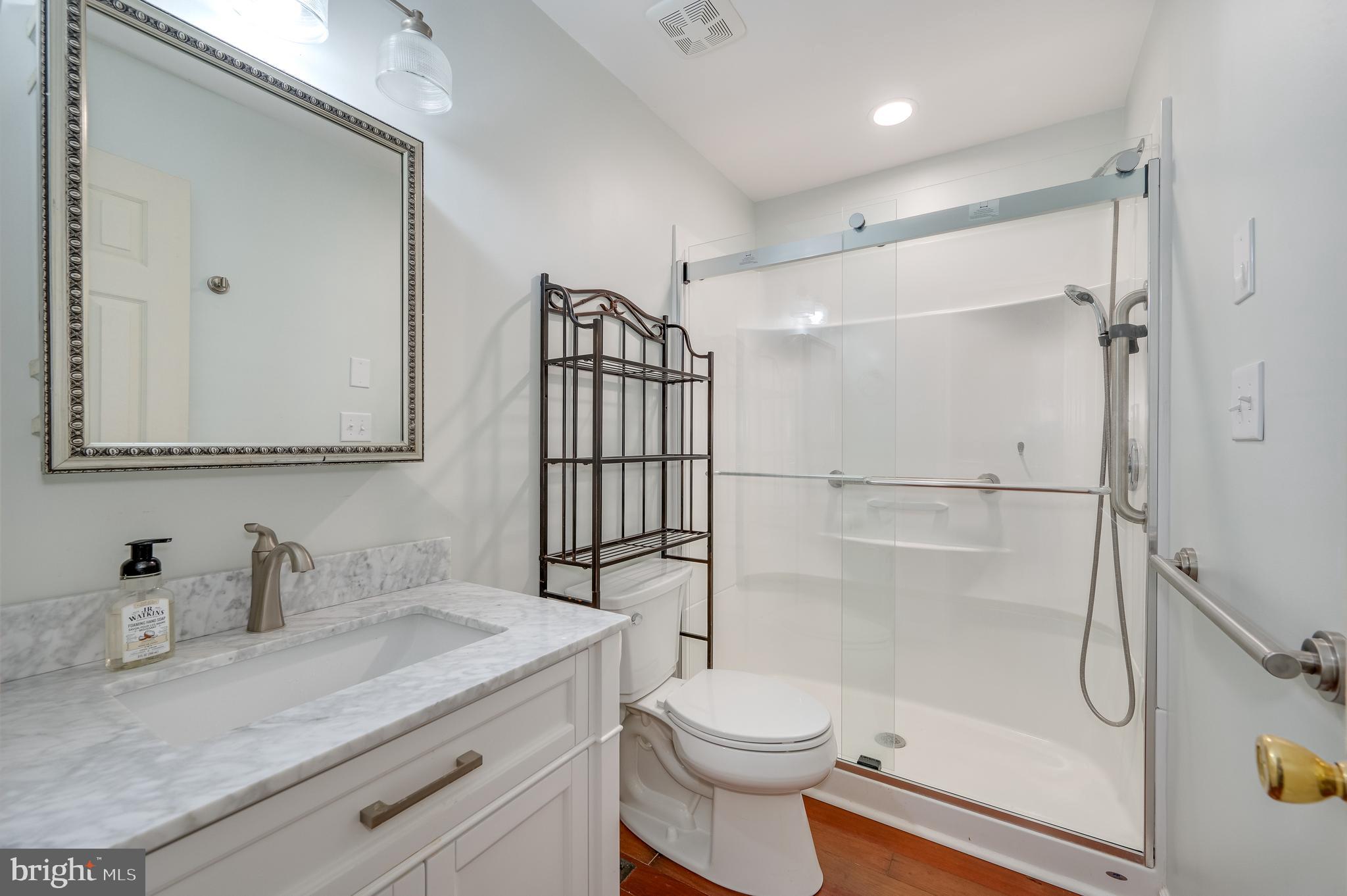 GLENWOOD FOREST - Residential