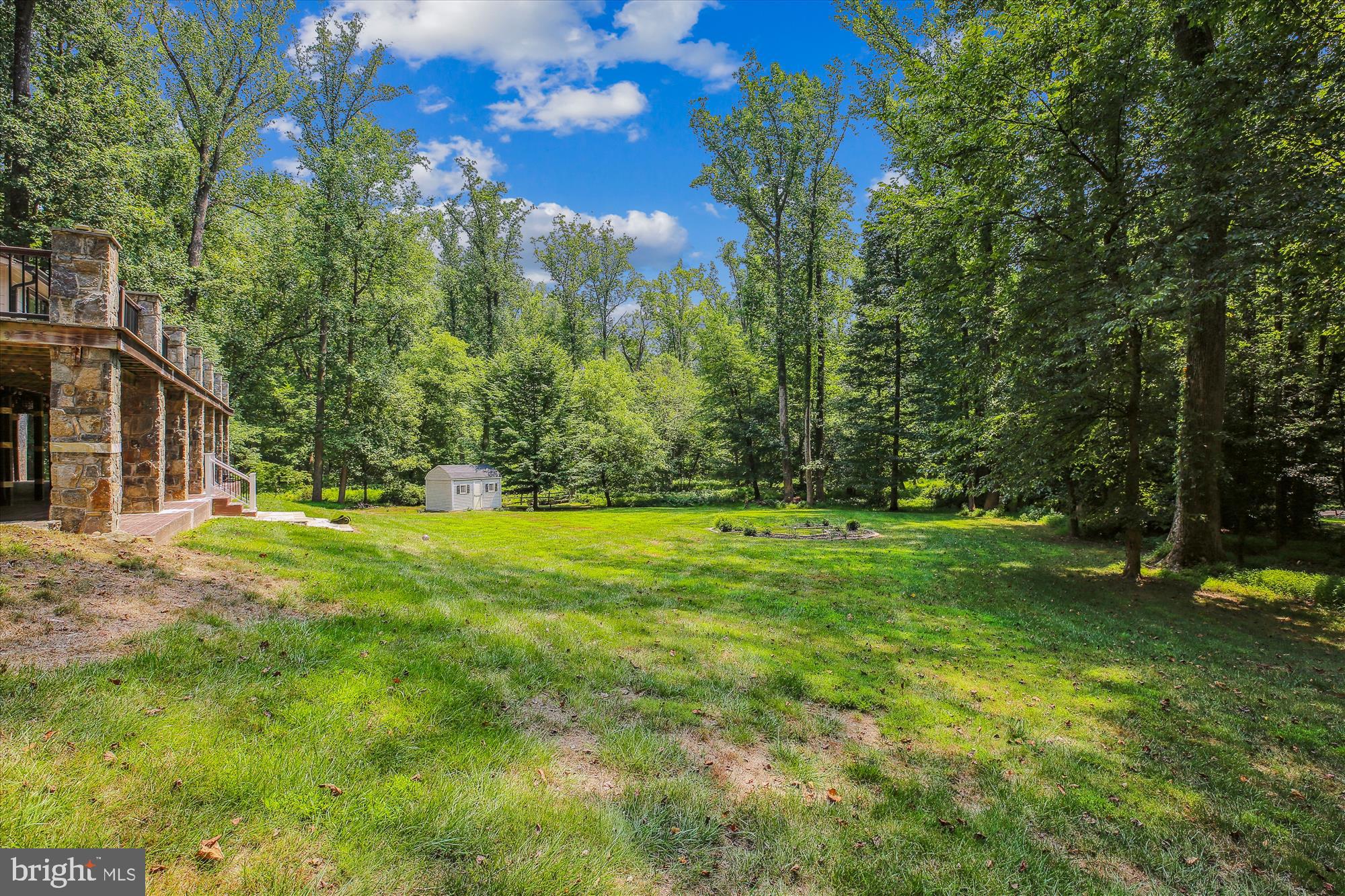 POTOMAC OUTSIDE - Residential