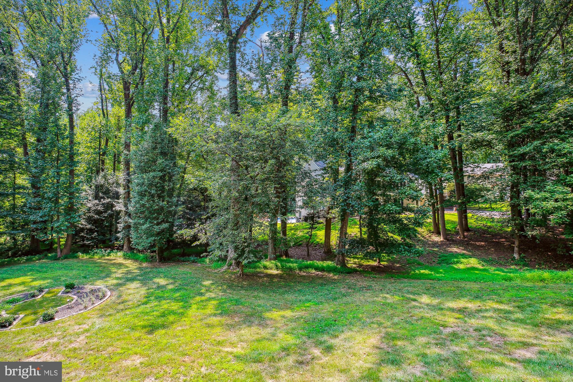 POTOMAC OUTSIDE - Residential