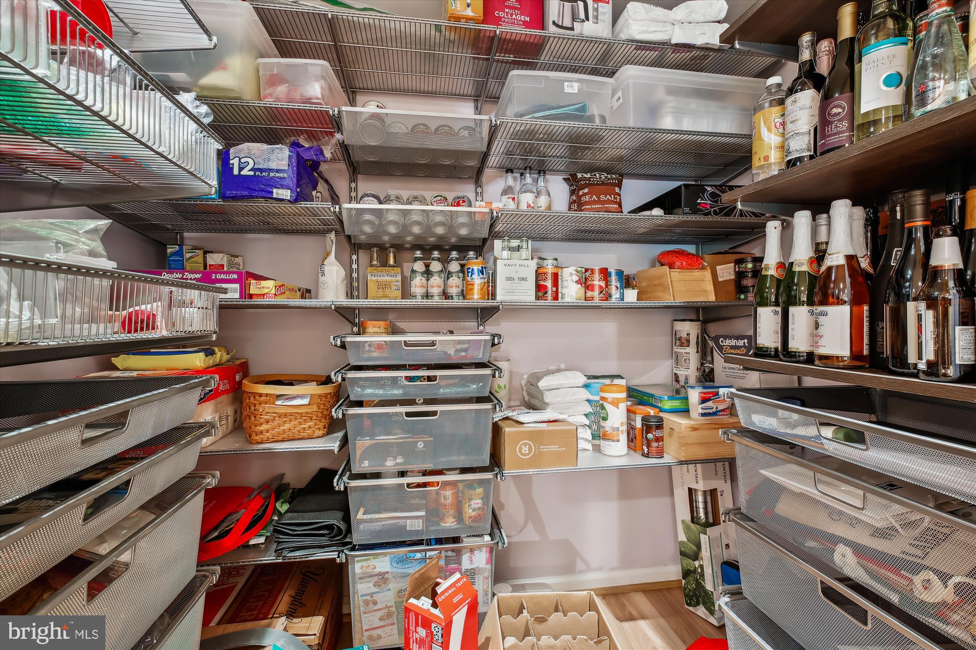 POTOMAC OUTSIDE - Residential