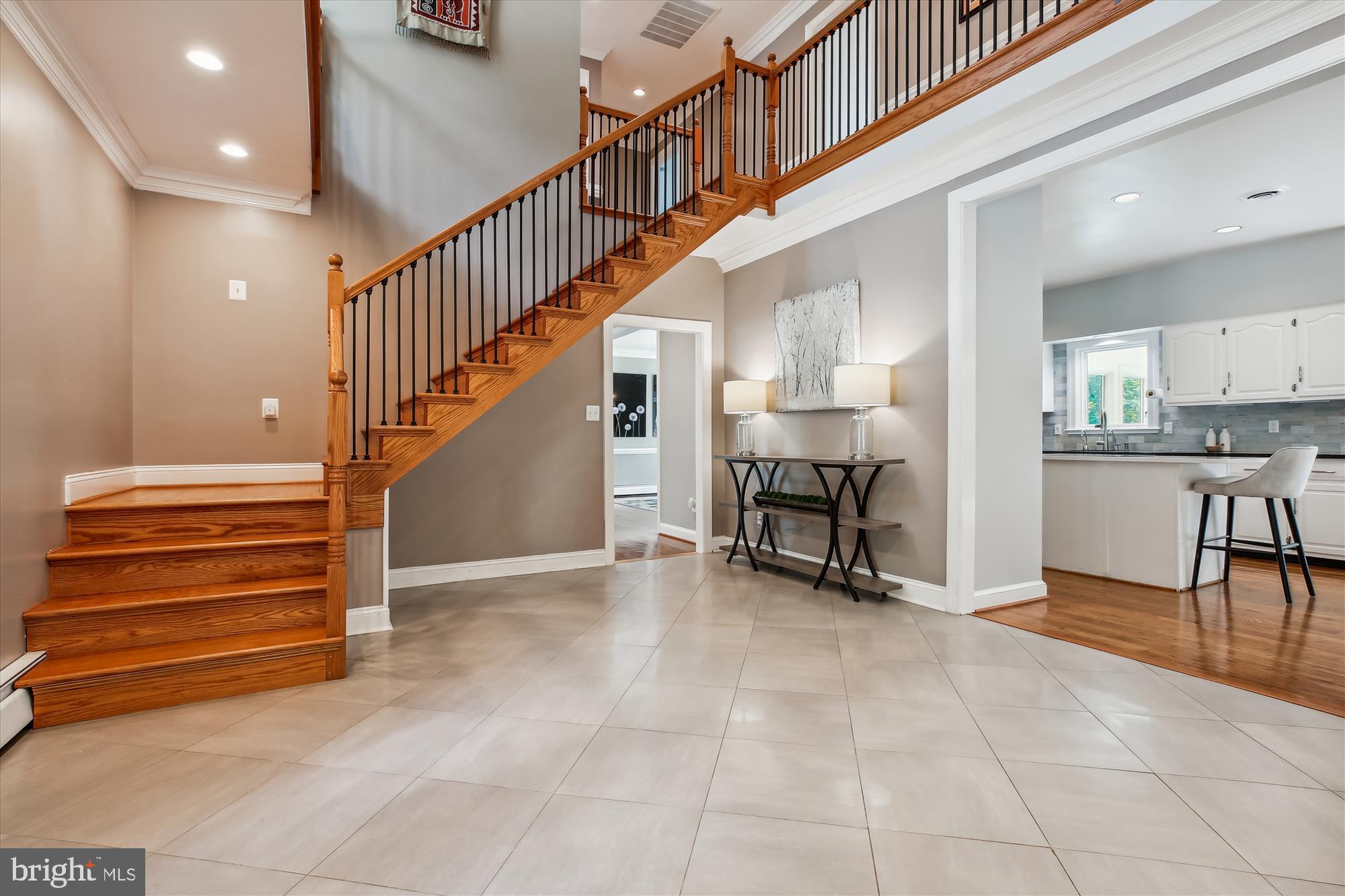 POTOMAC OUTSIDE - Residential