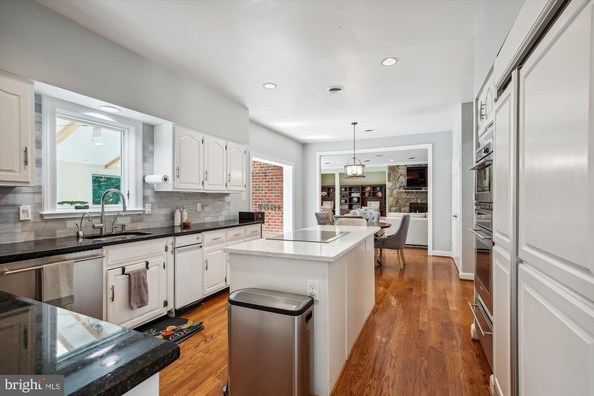 POTOMAC OUTSIDE - Residential