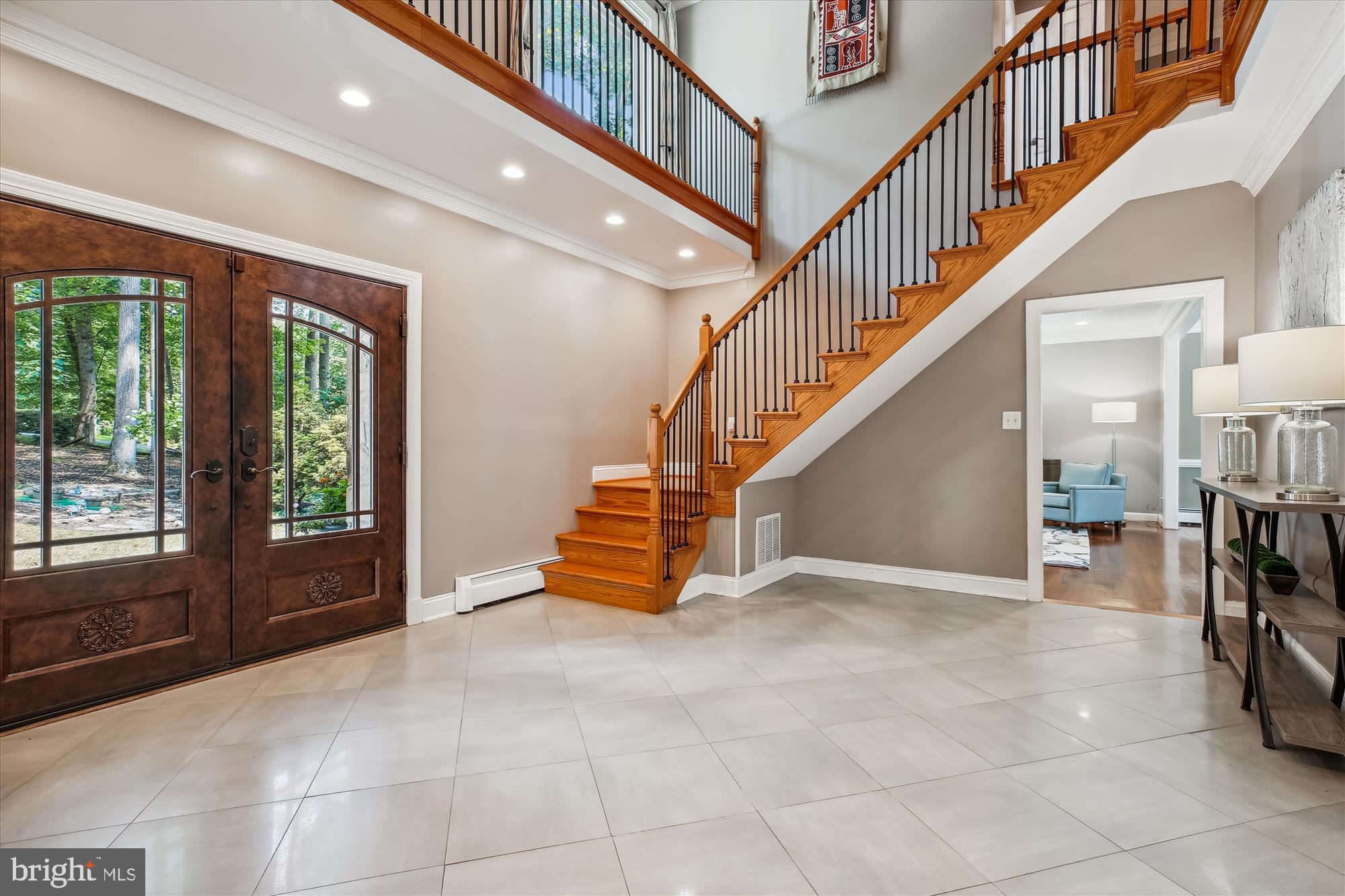 POTOMAC OUTSIDE - Residential