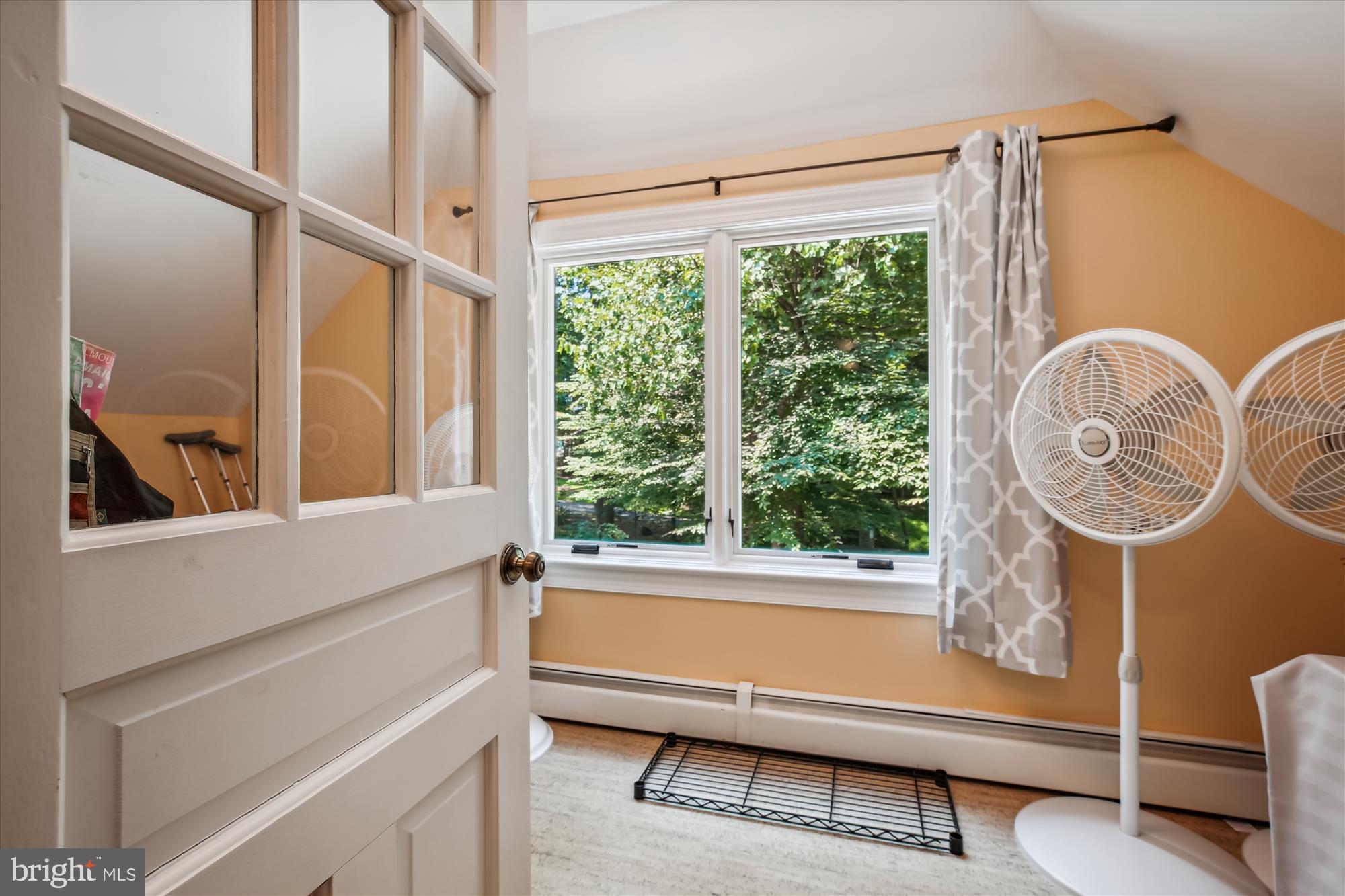 POTOMAC OUTSIDE - Residential