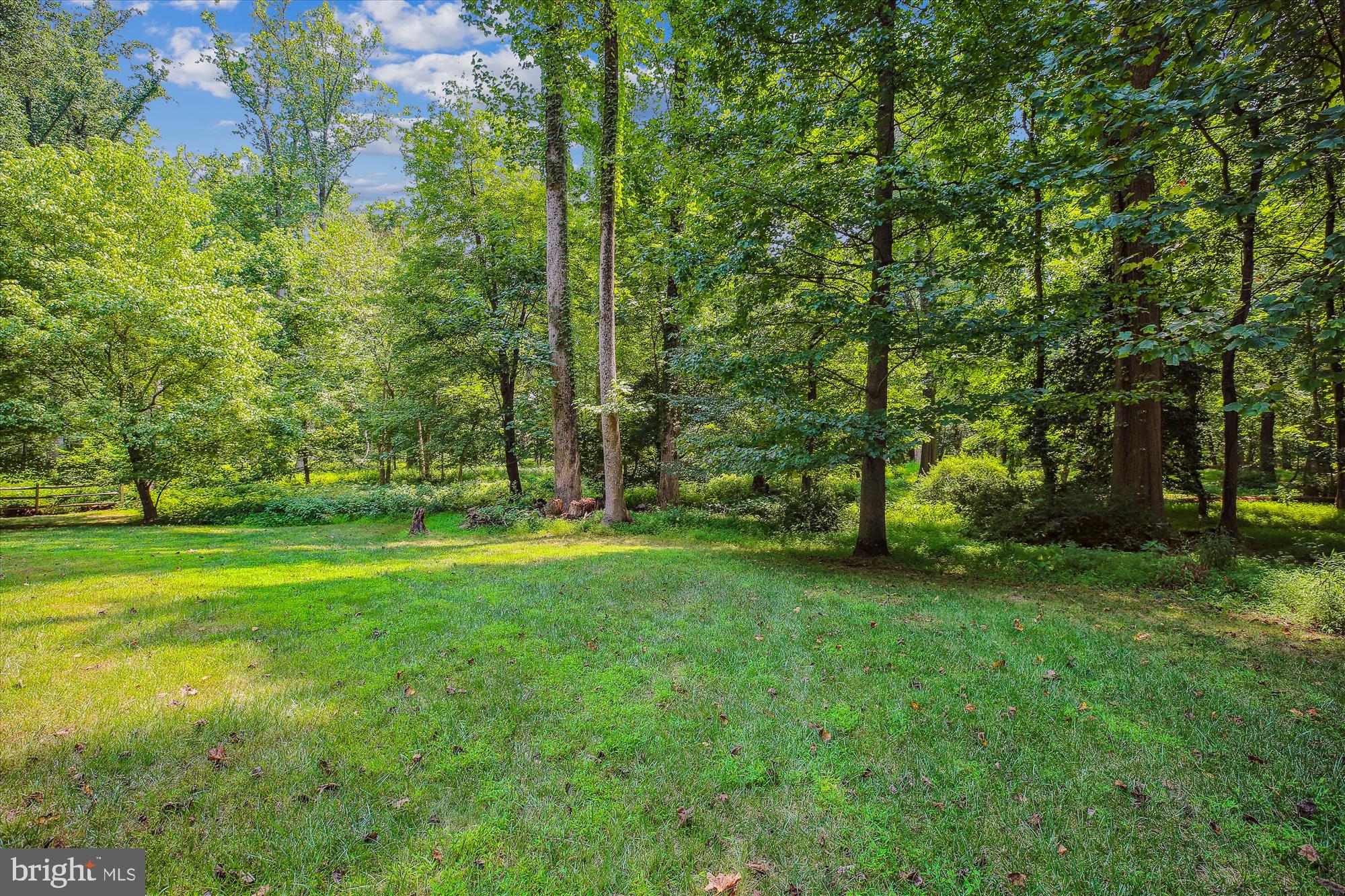 POTOMAC OUTSIDE - Residential