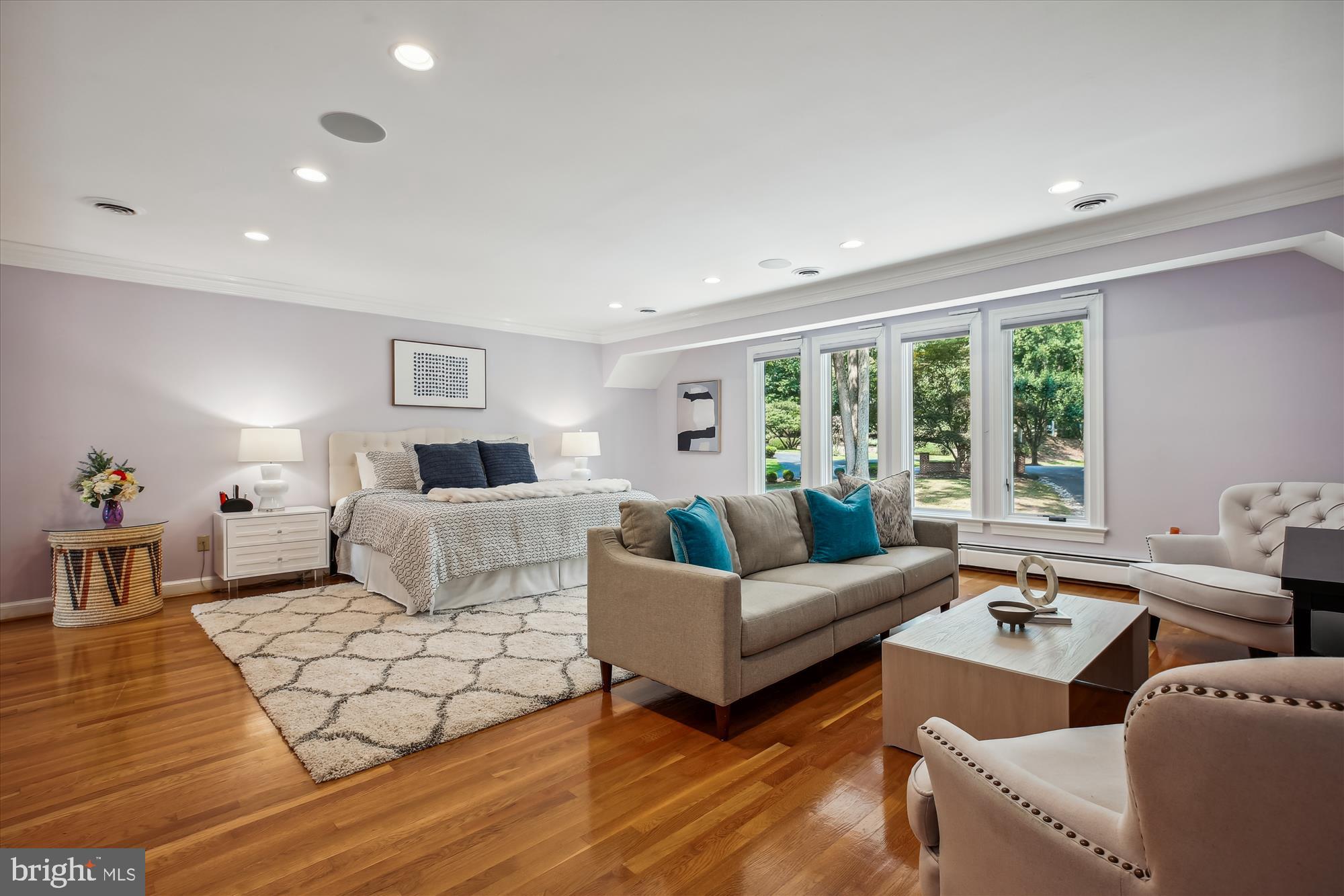 POTOMAC OUTSIDE - Residential