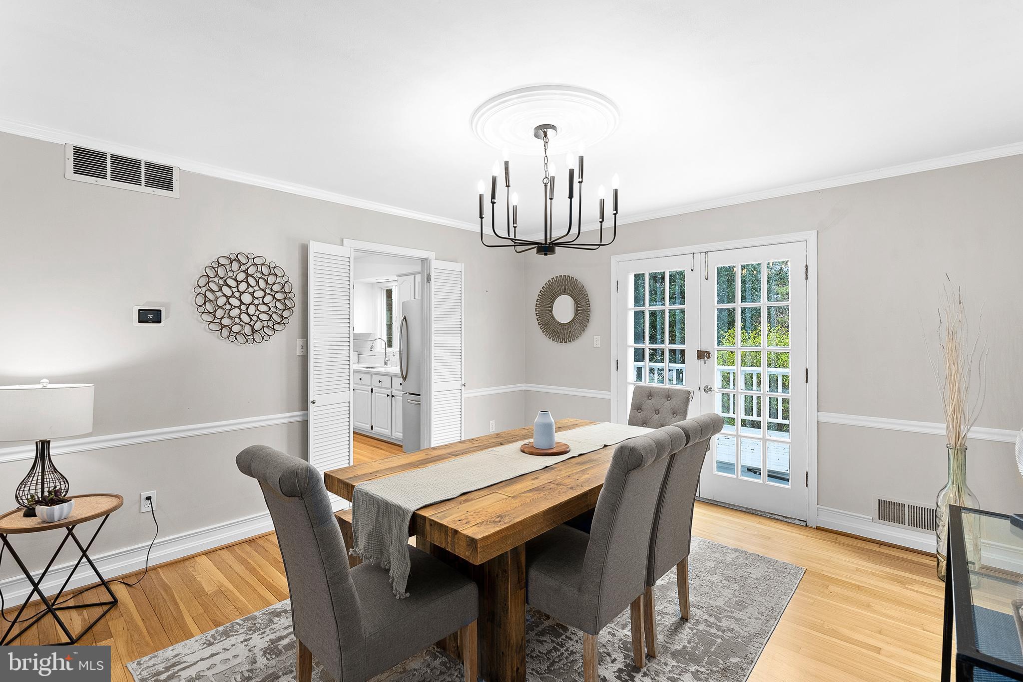 MC LEAN HAMLET - Residential