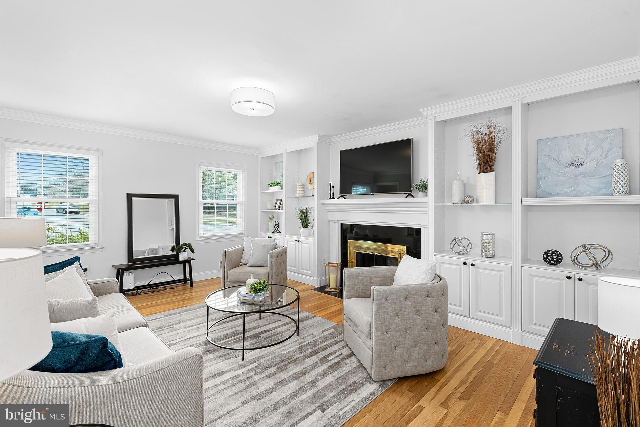 MC LEAN HAMLET - Residential