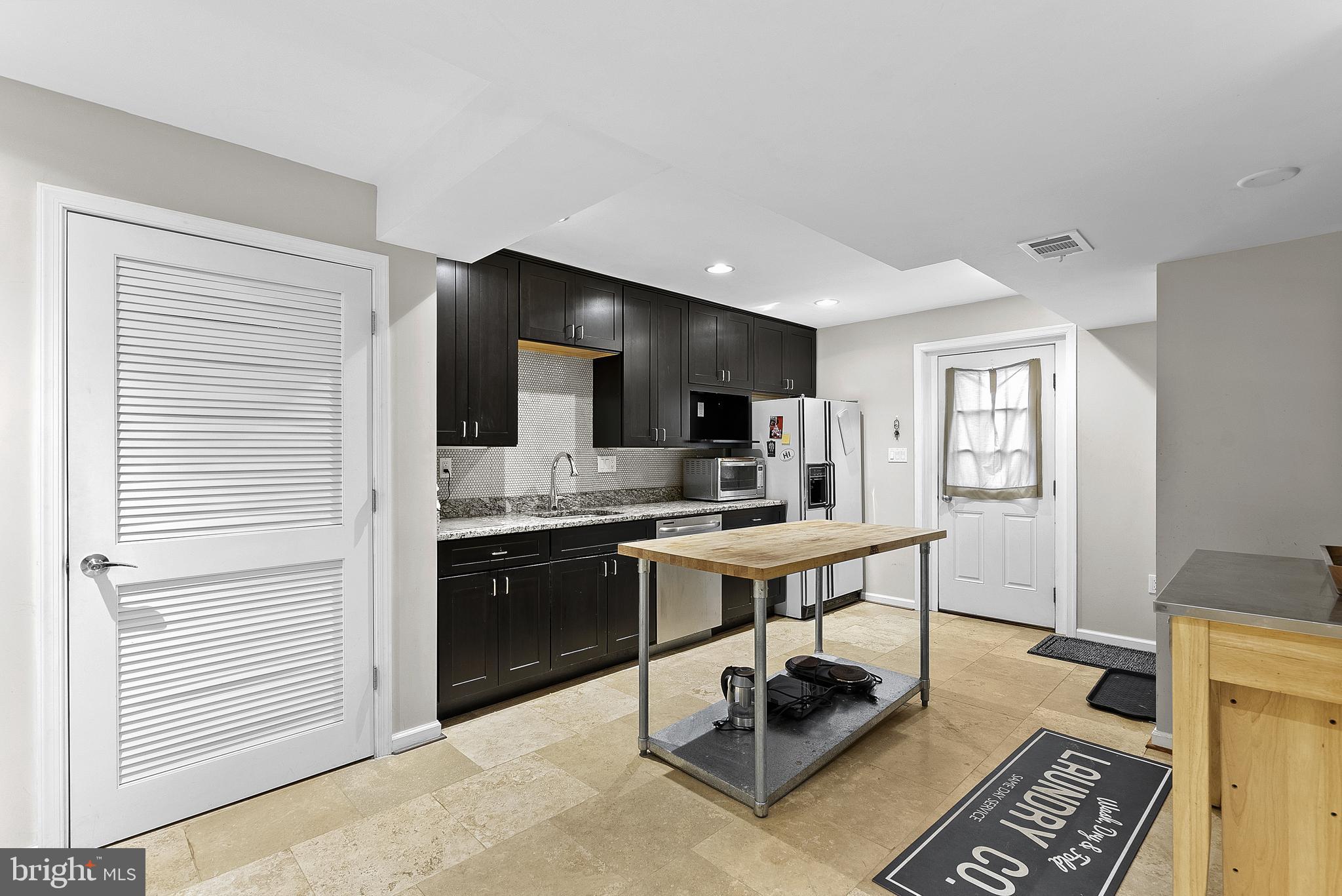 MC LEAN HAMLET - Residential