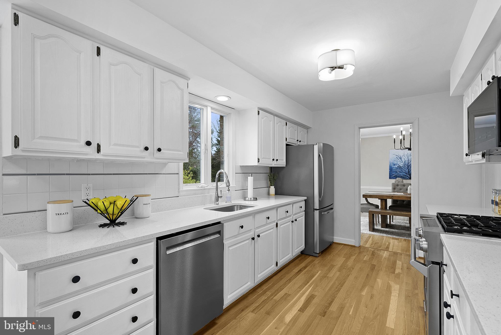 MC LEAN HAMLET - Residential