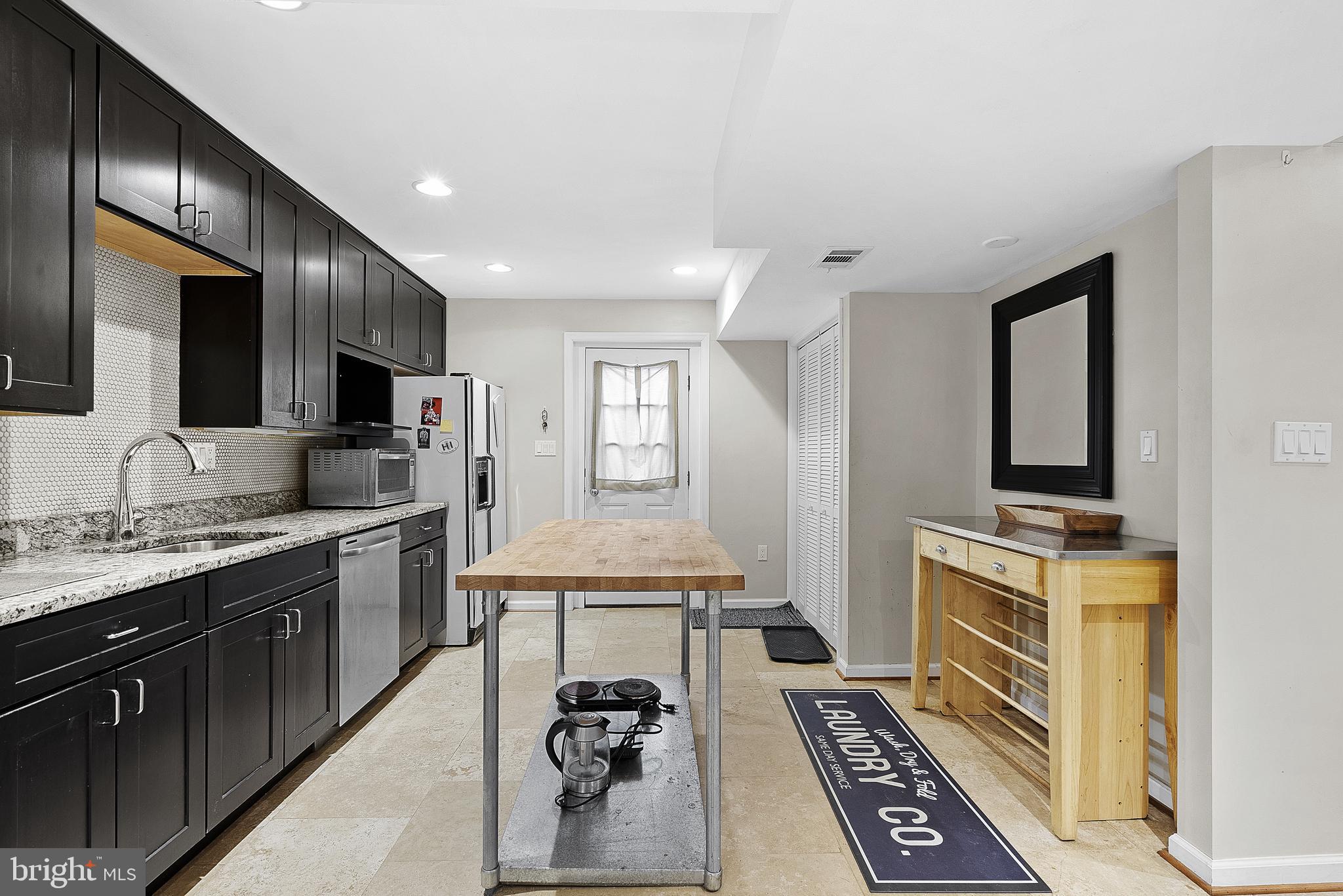 MC LEAN HAMLET - Residential