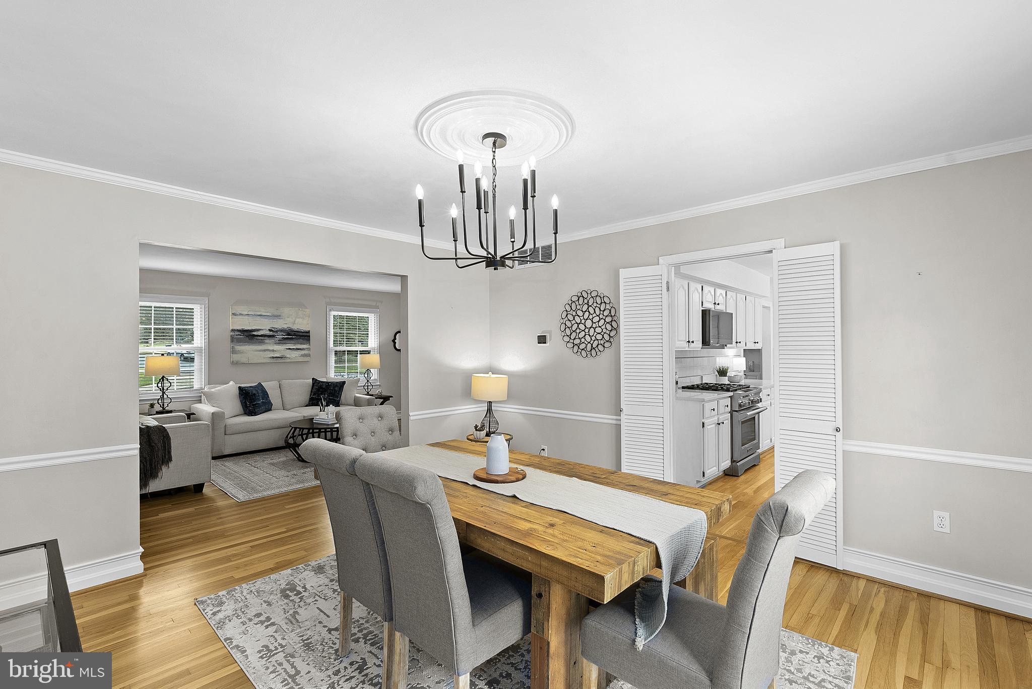 MC LEAN HAMLET - Residential