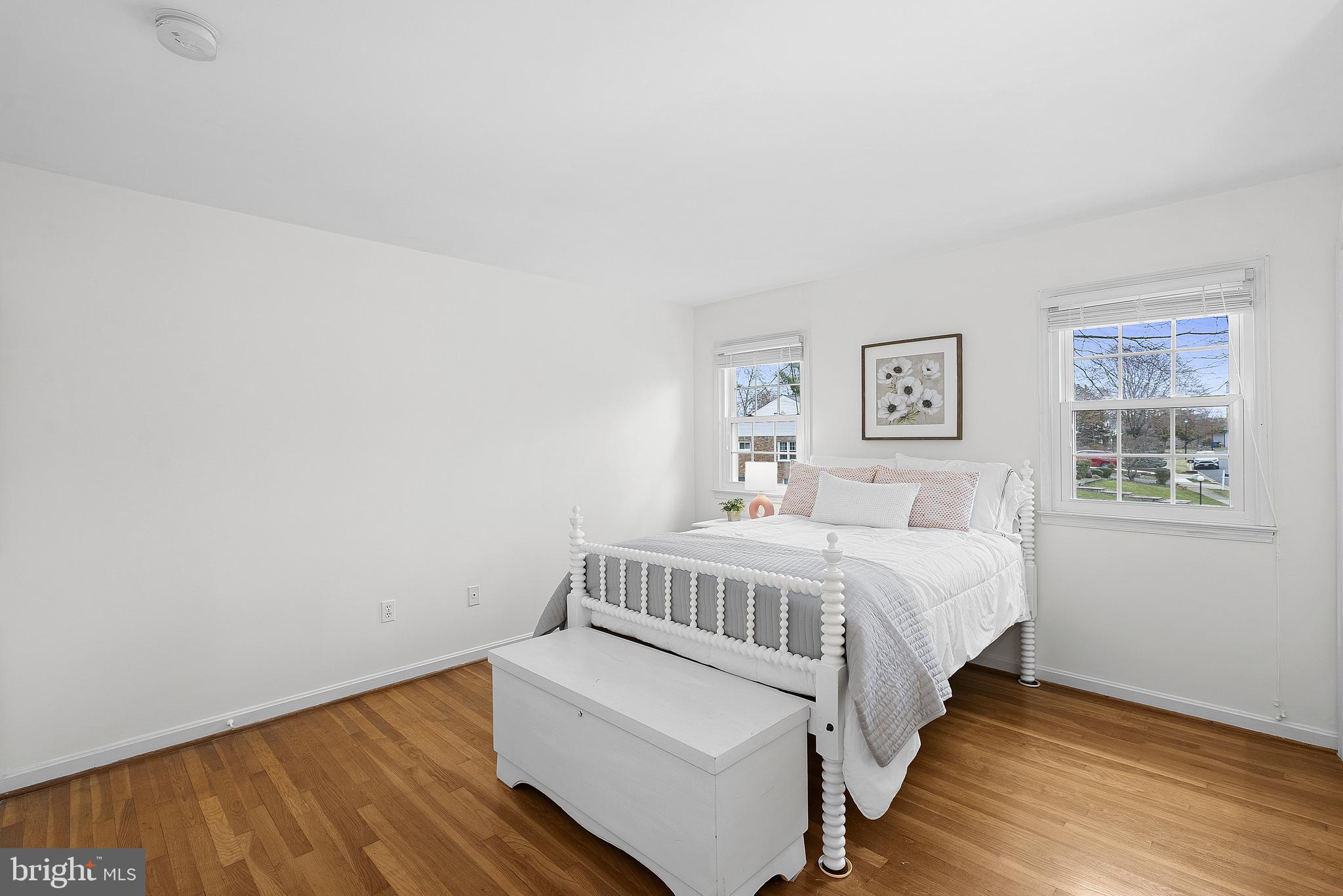 MC LEAN HAMLET - Residential