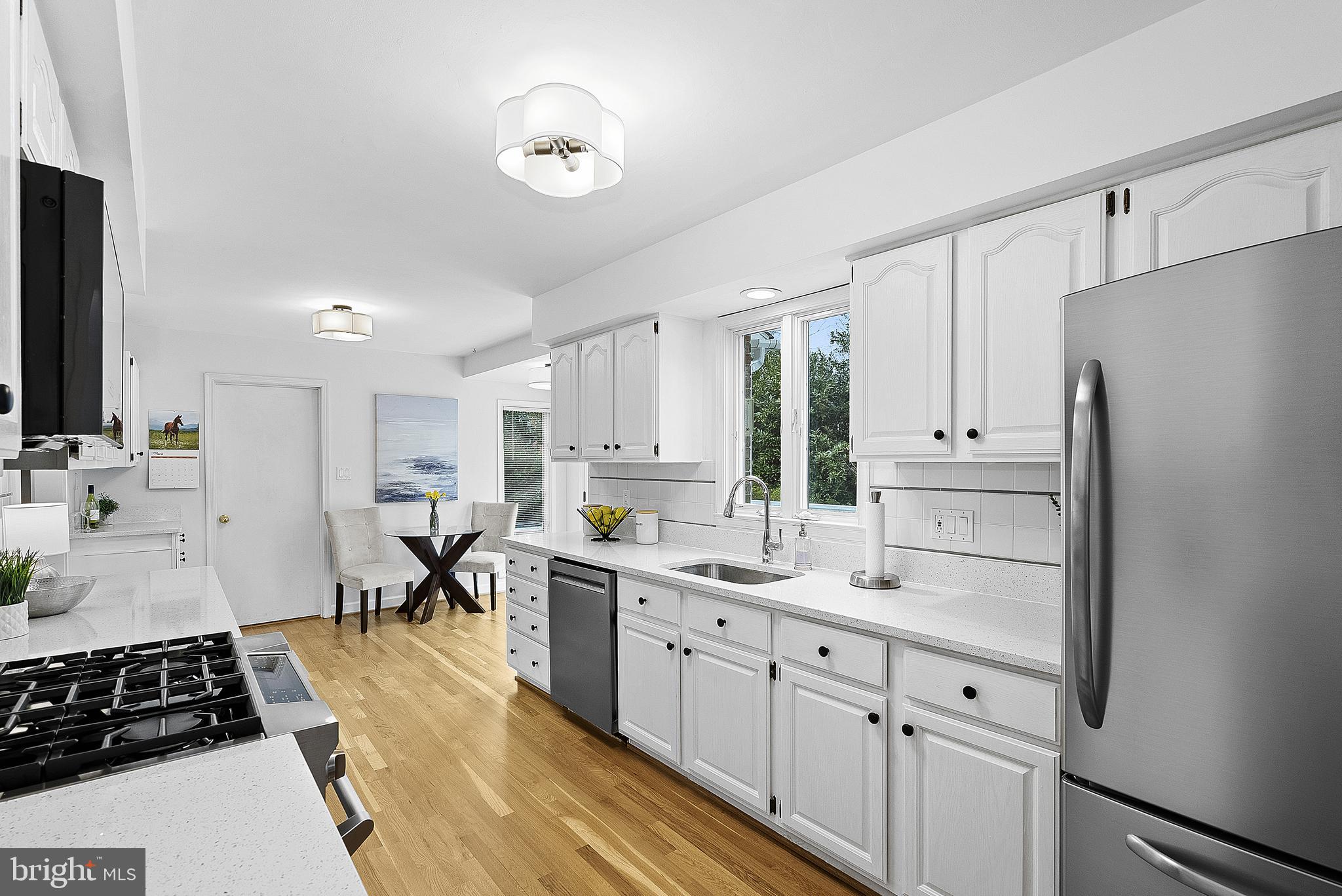 MC LEAN HAMLET - Residential