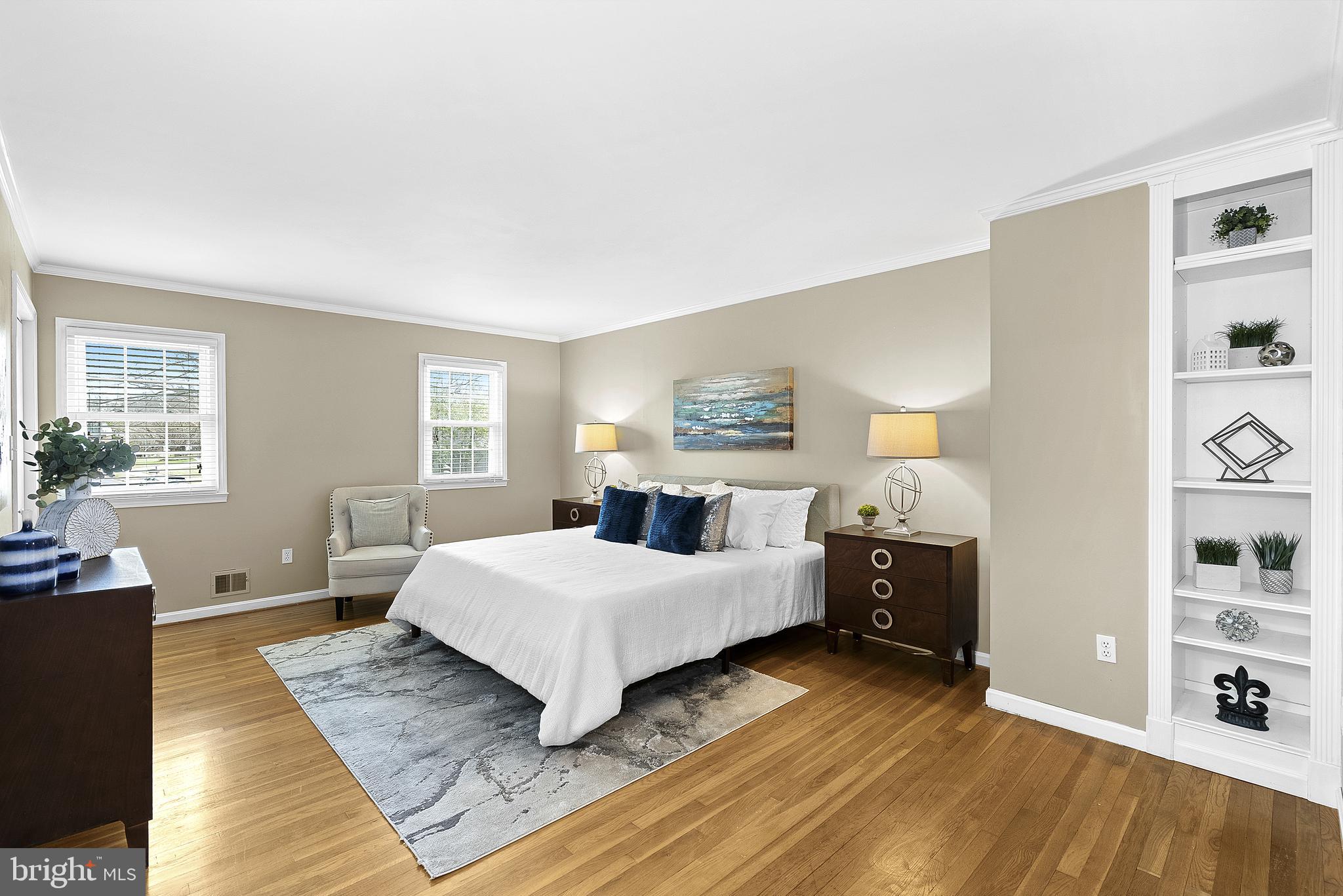 MC LEAN HAMLET - Residential