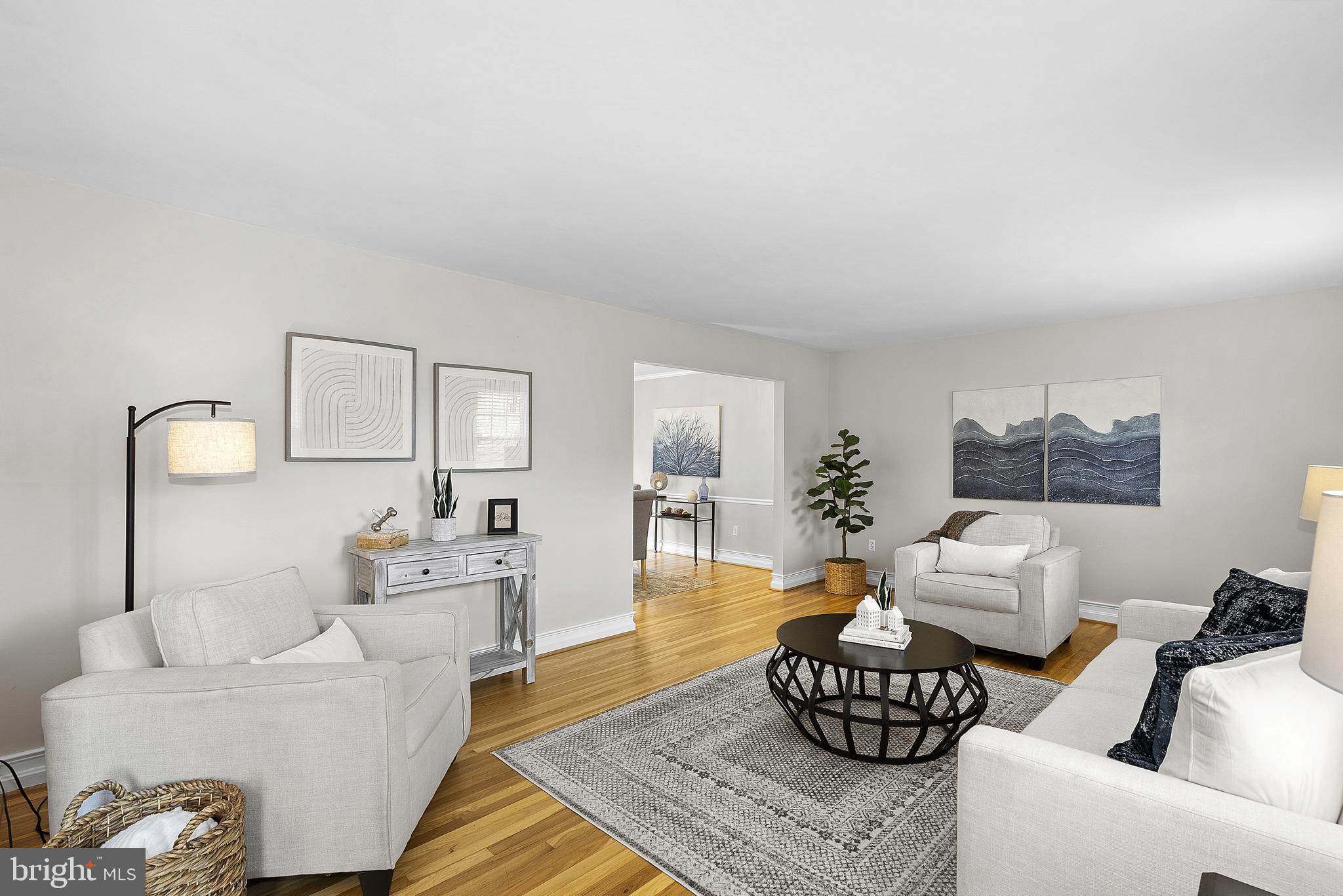 MC LEAN HAMLET - Residential