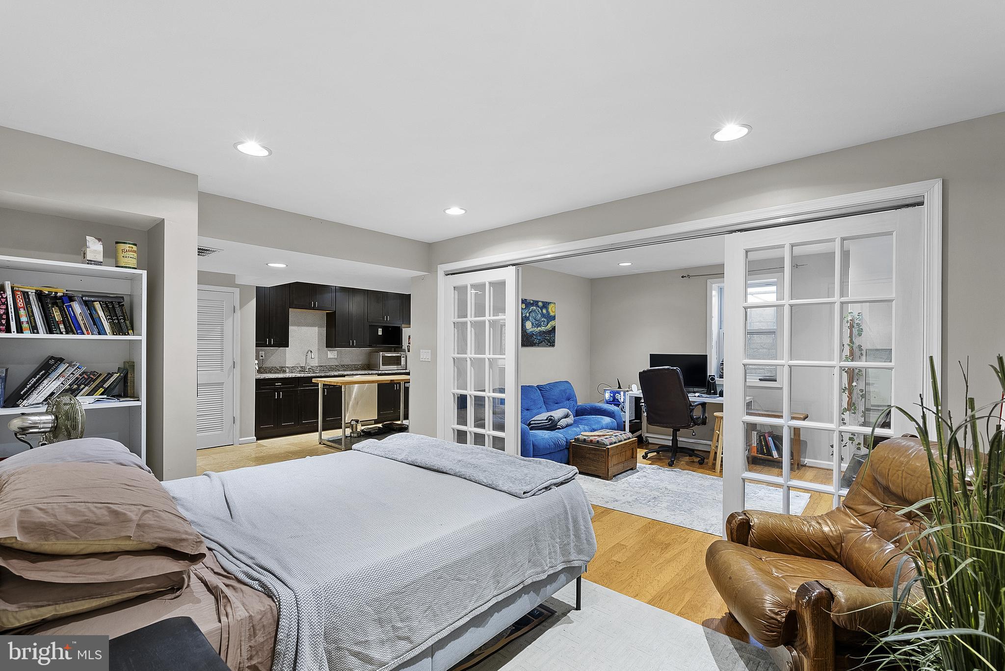 MC LEAN HAMLET - Residential