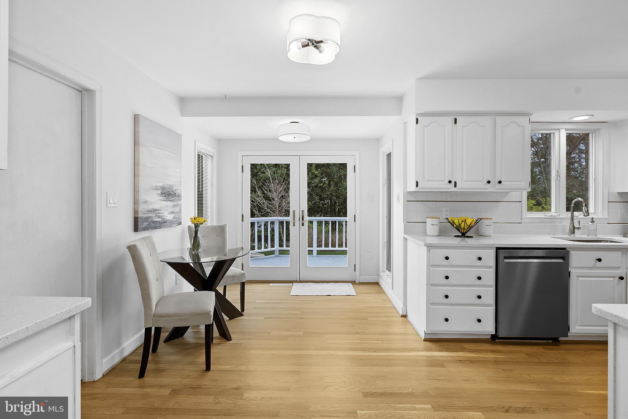 MC LEAN HAMLET - Residential