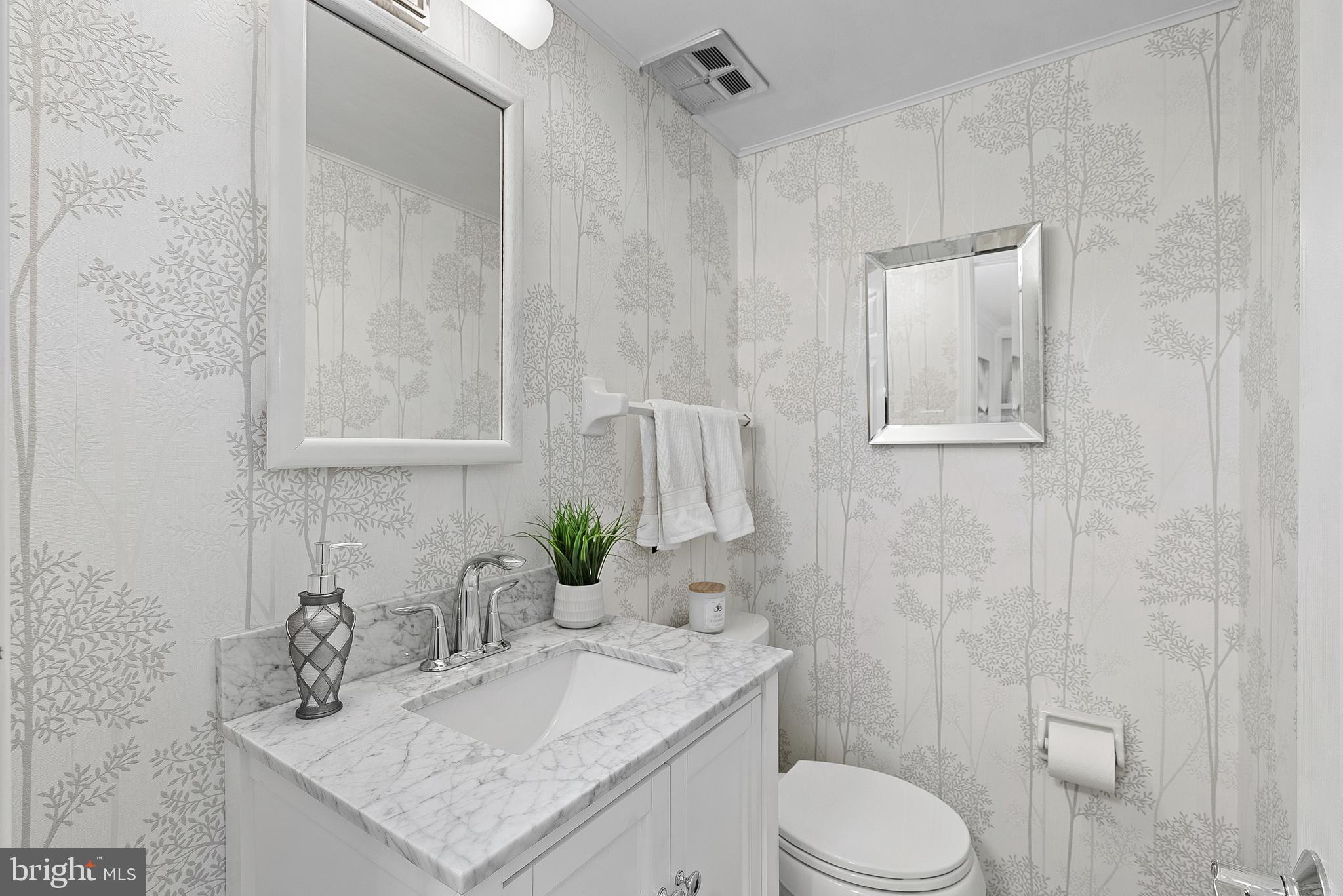 MC LEAN HAMLET - Residential