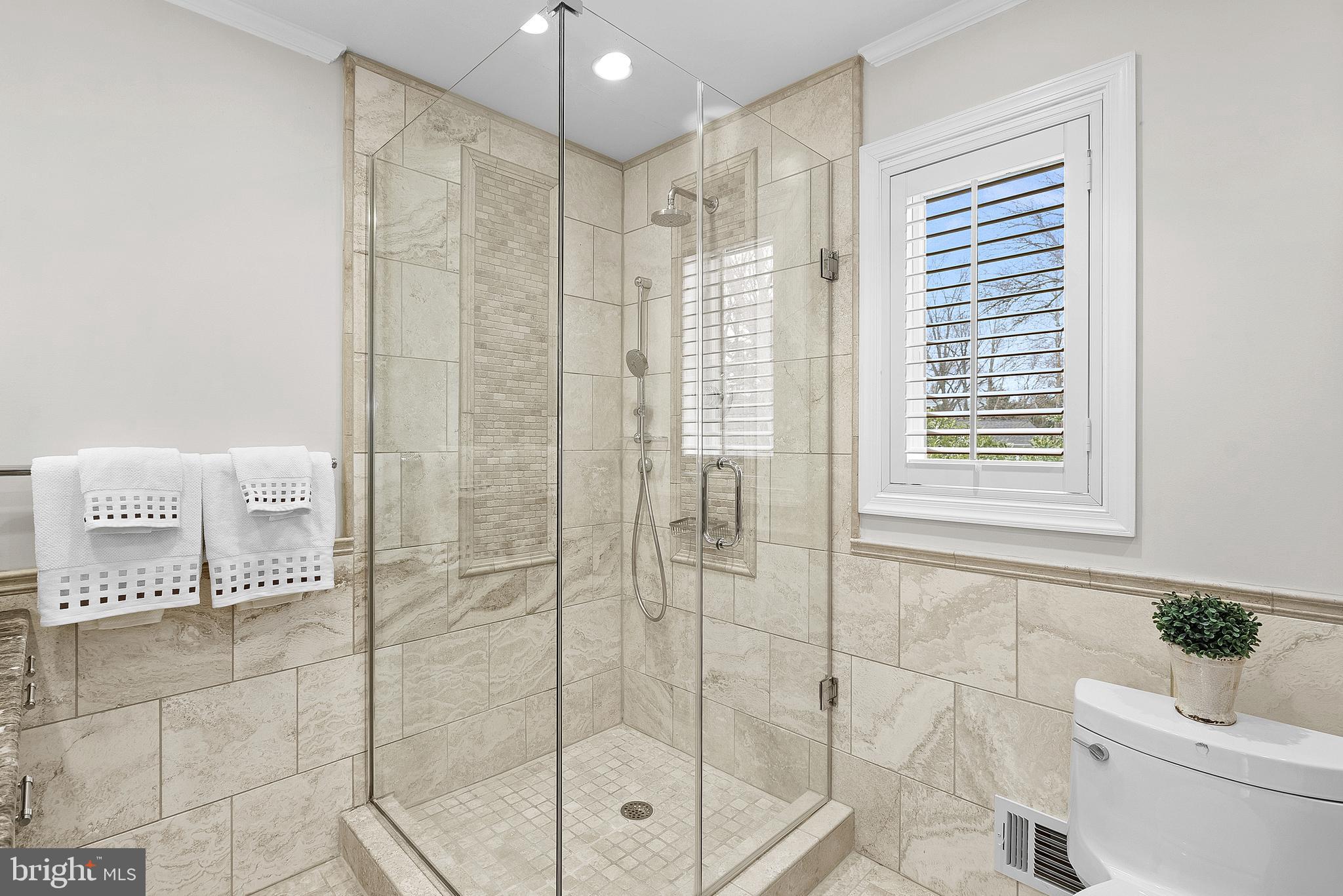 MC LEAN HAMLET - Residential