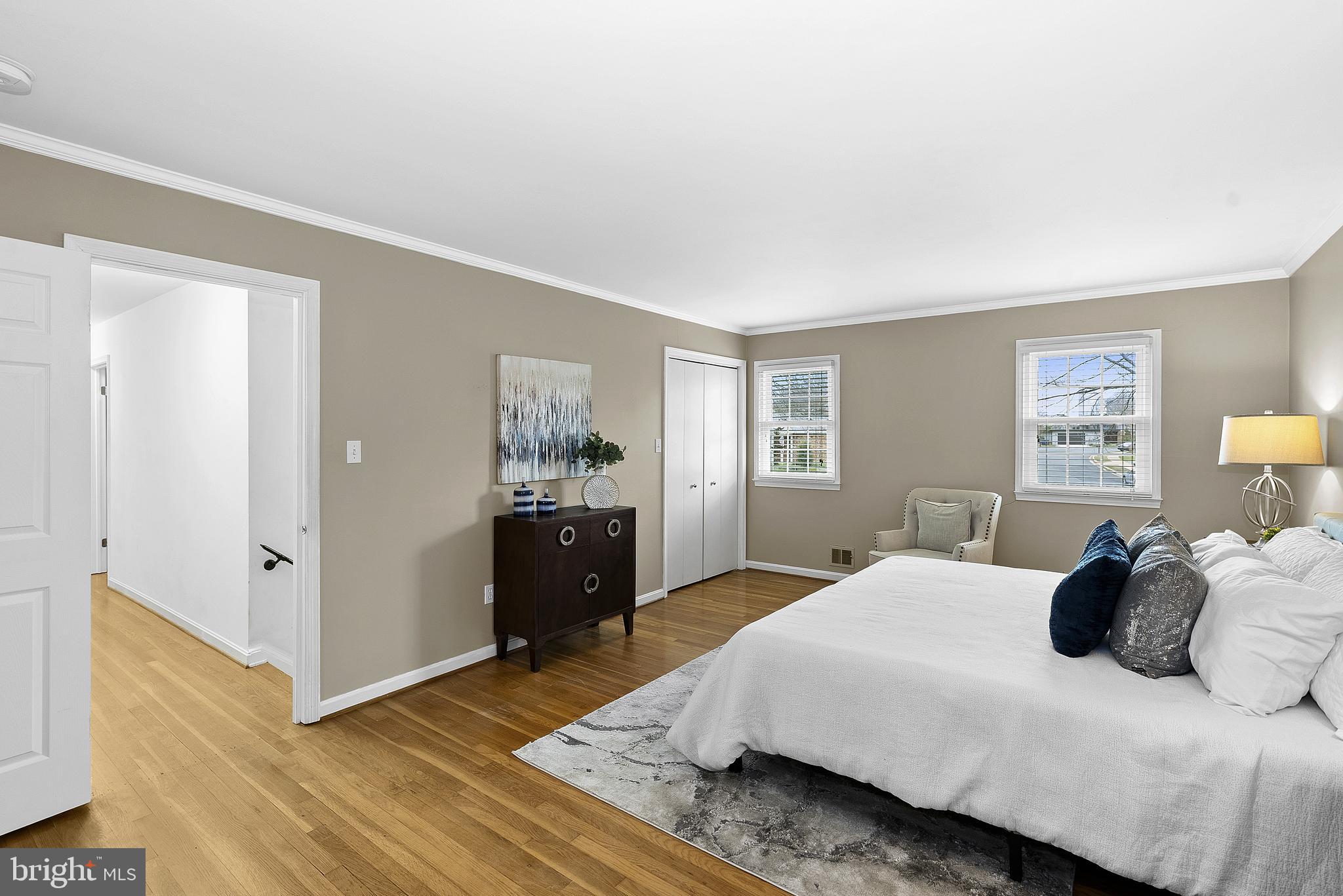 MC LEAN HAMLET - Residential