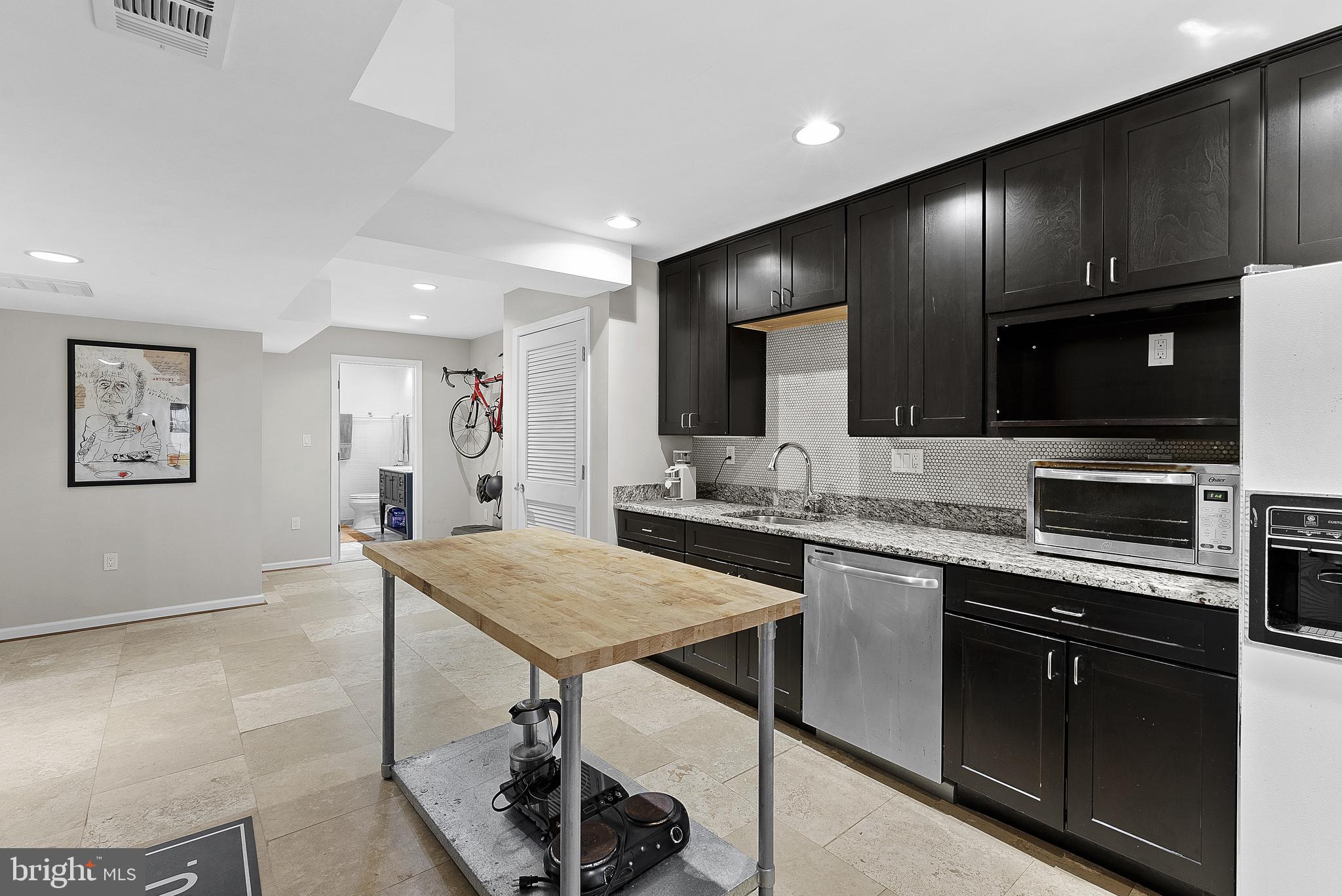 MC LEAN HAMLET - Residential