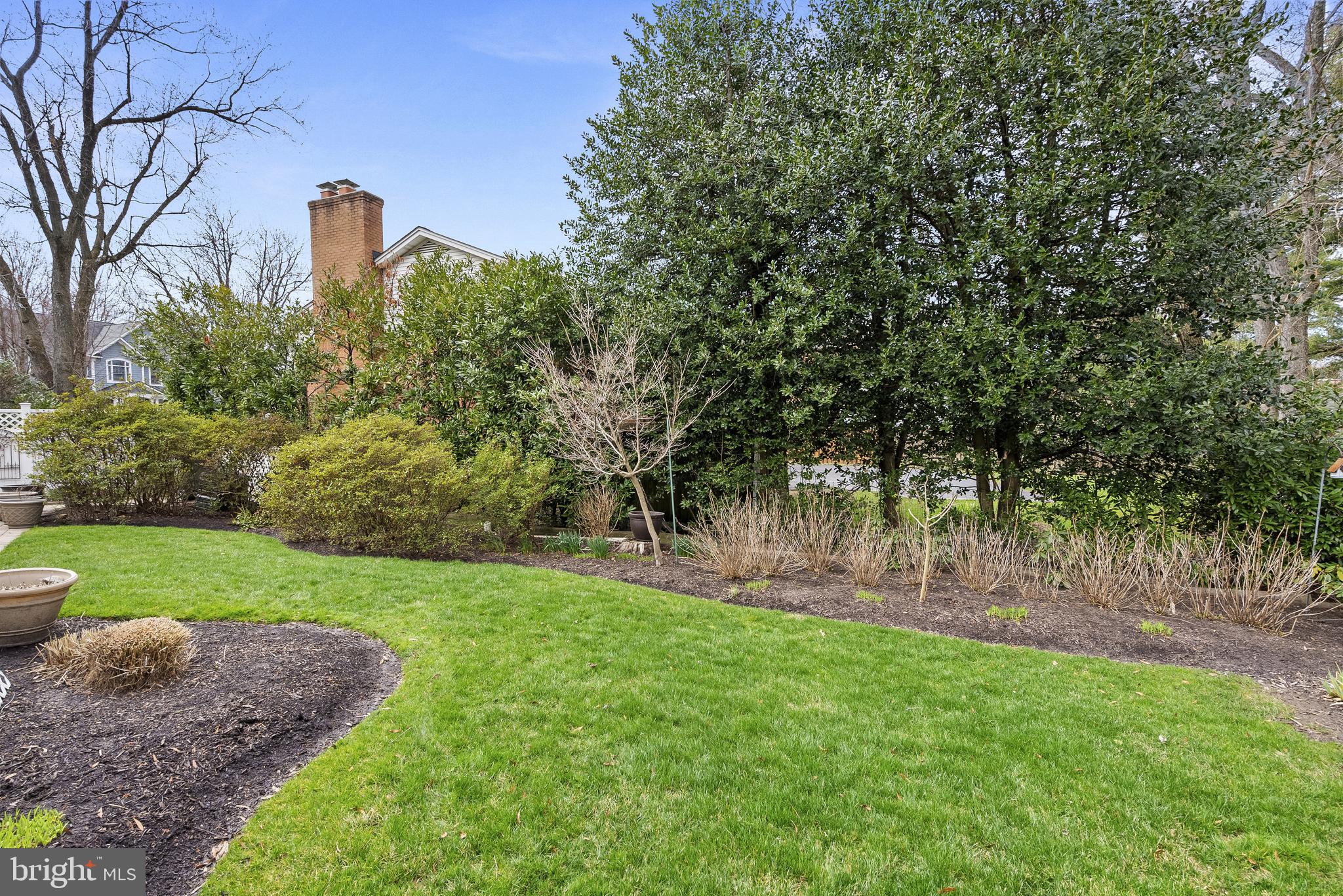 MC LEAN HAMLET - Residential