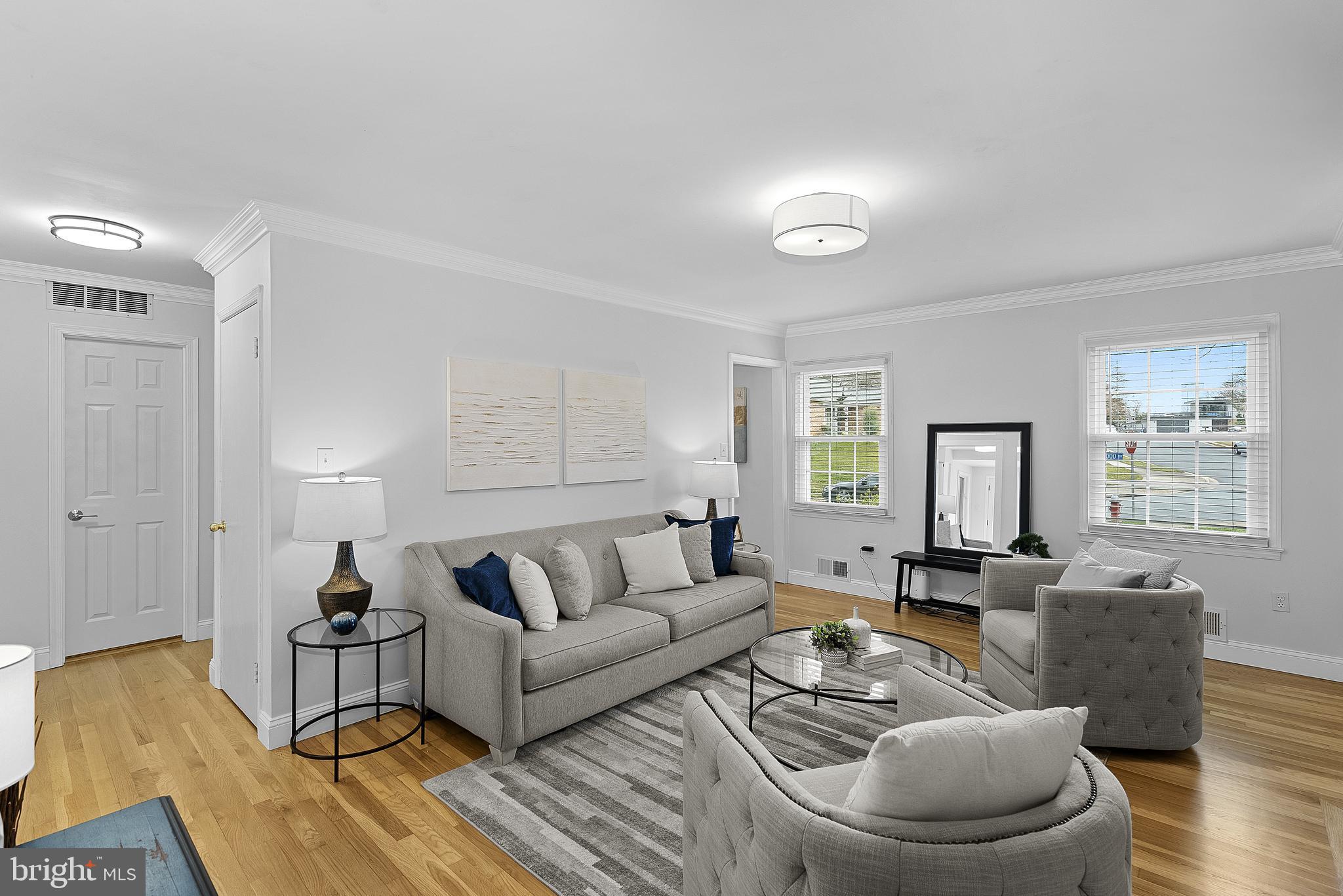 MC LEAN HAMLET - Residential