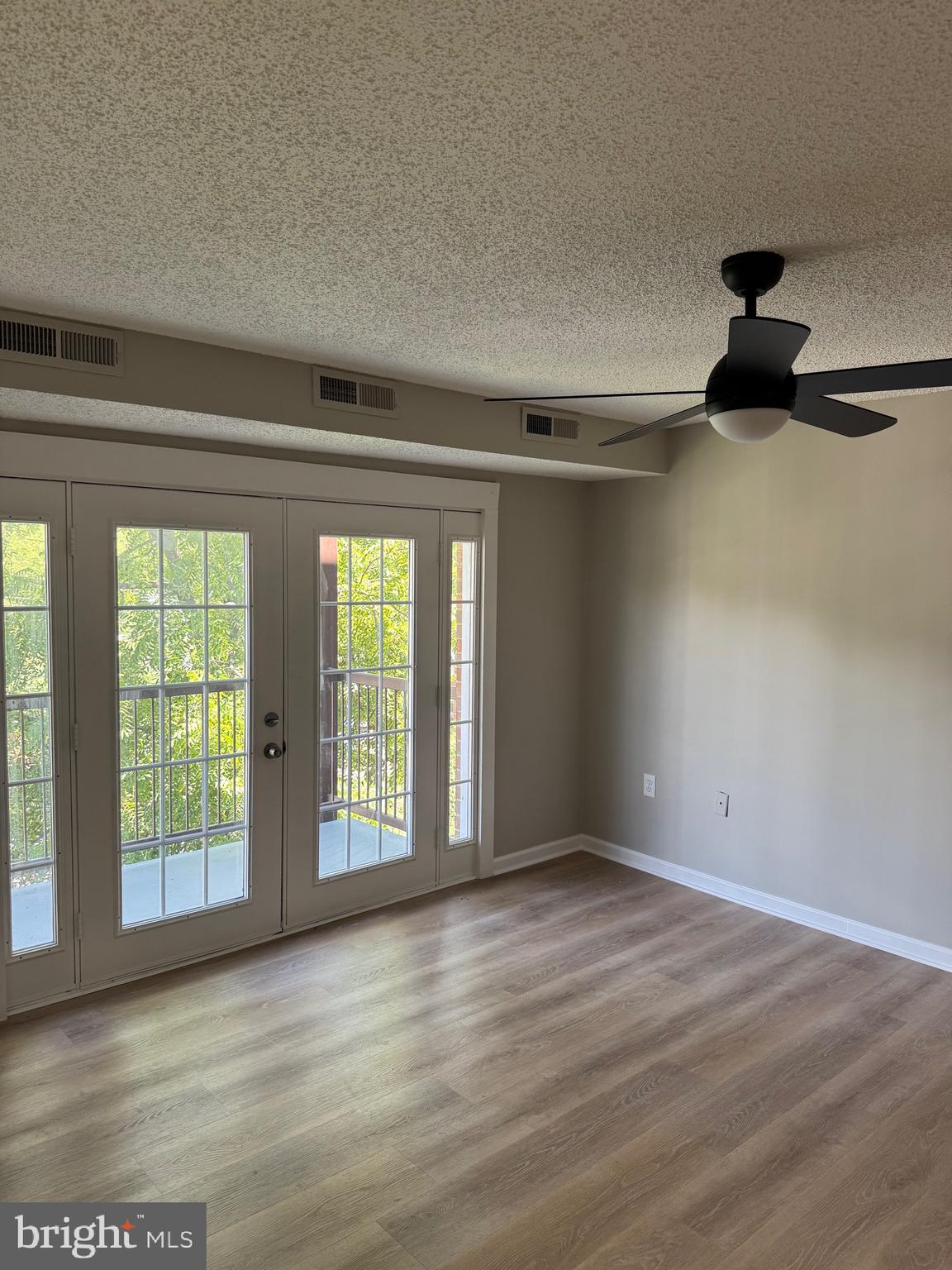 SWANN HILL CONDOMINIUMS - Residential