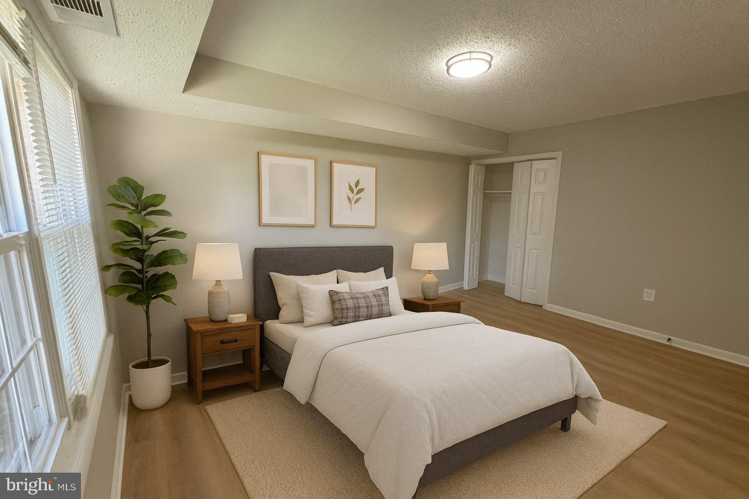 SWANN HILL CONDOMINIUMS - Residential