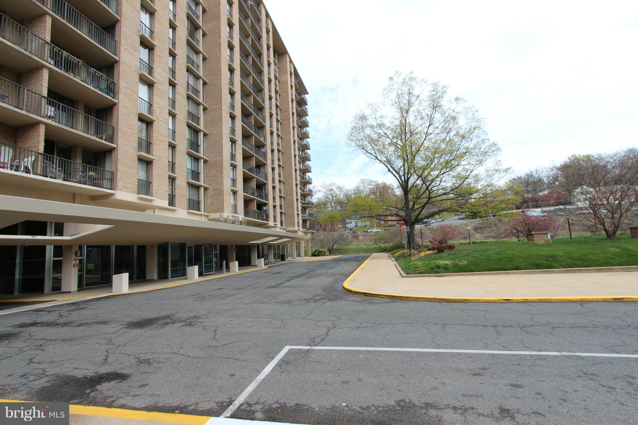 THE CARLTON - Residential