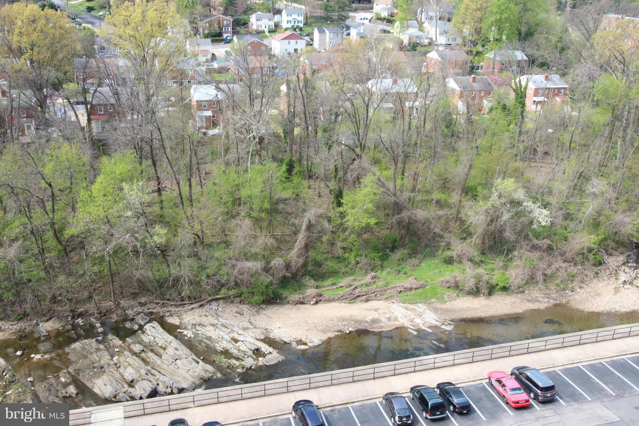 THE CARLTON - Residential