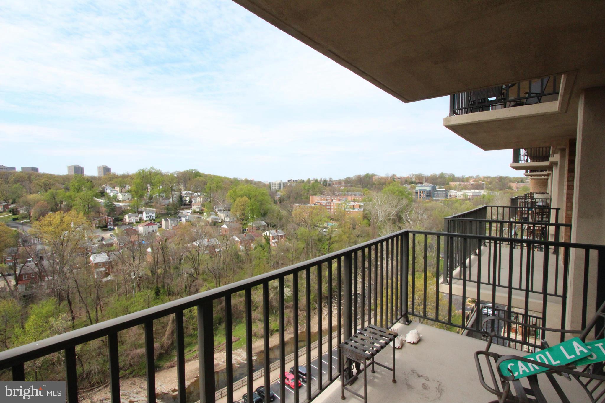 THE CARLTON - Residential